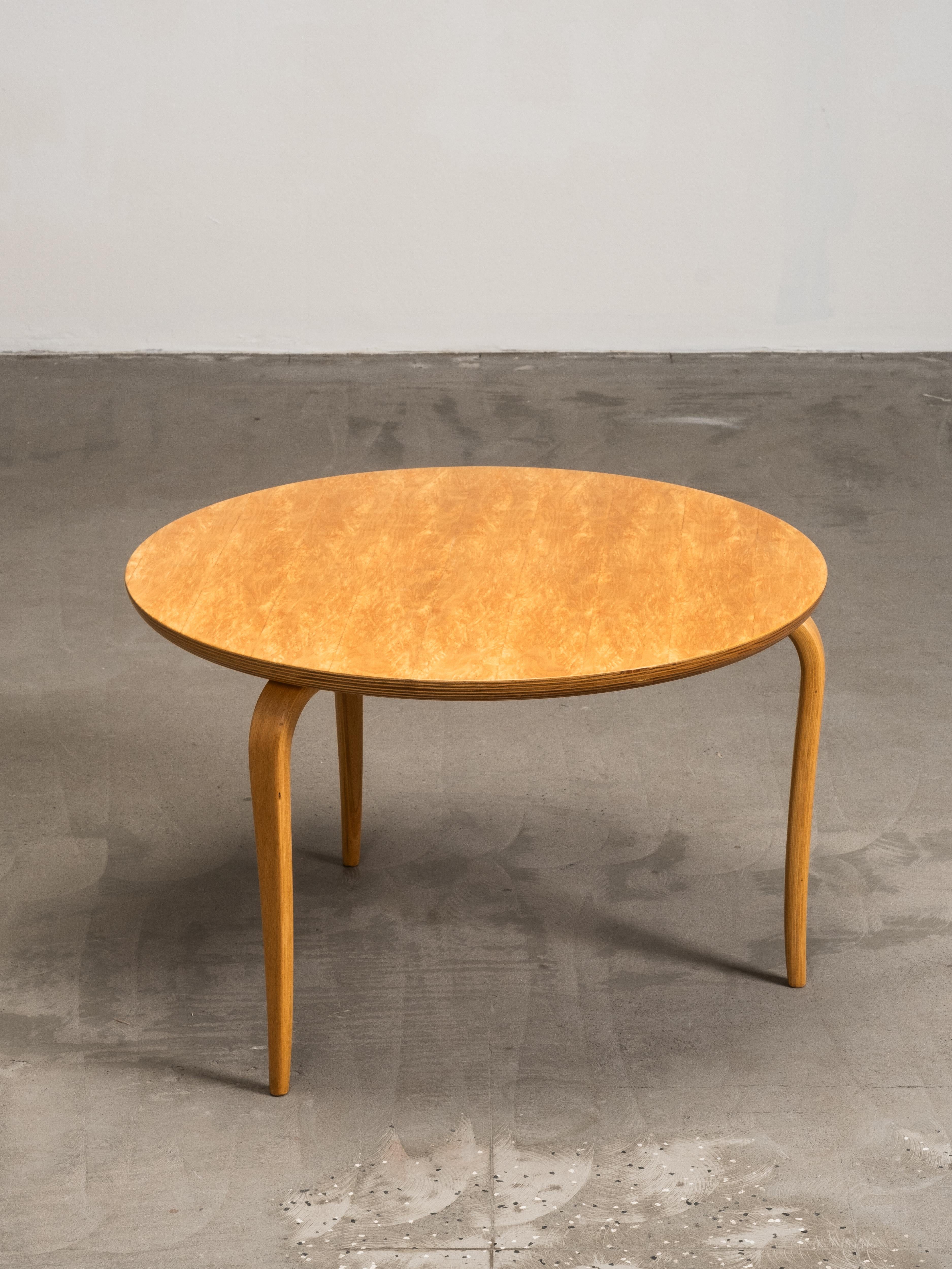 “Annika” Curly Birch Coffee Table by Bruno Mathsson for Dux, Sweden, 1960s For Sale 6