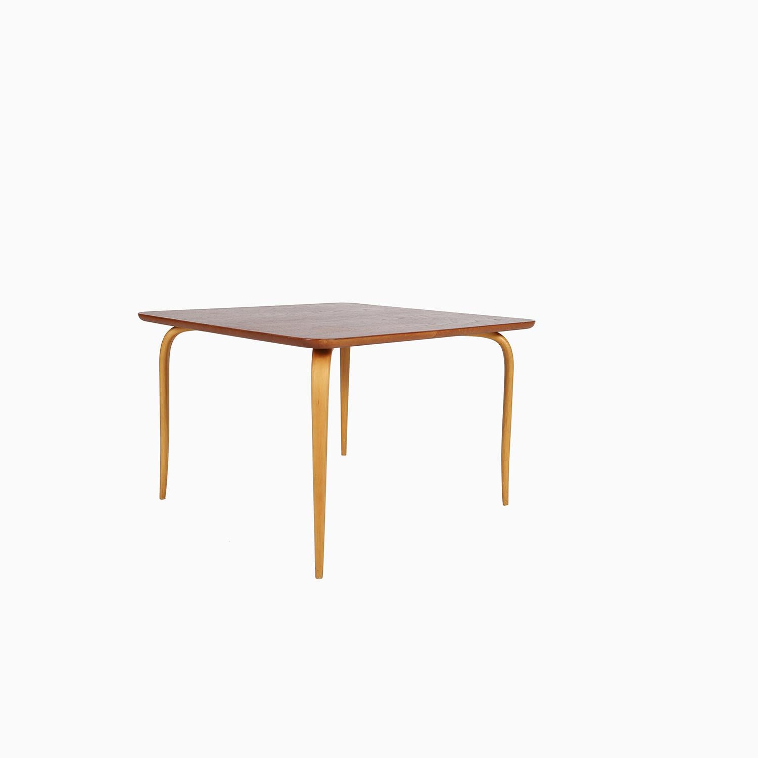Danois Table Annika de Bruno Mathsson en vente
