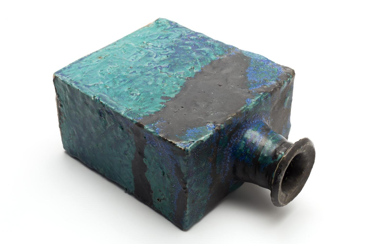 Stoneware Annikki Hovisaari / BOTTLE / Arabia Finland / 1960s For Sale