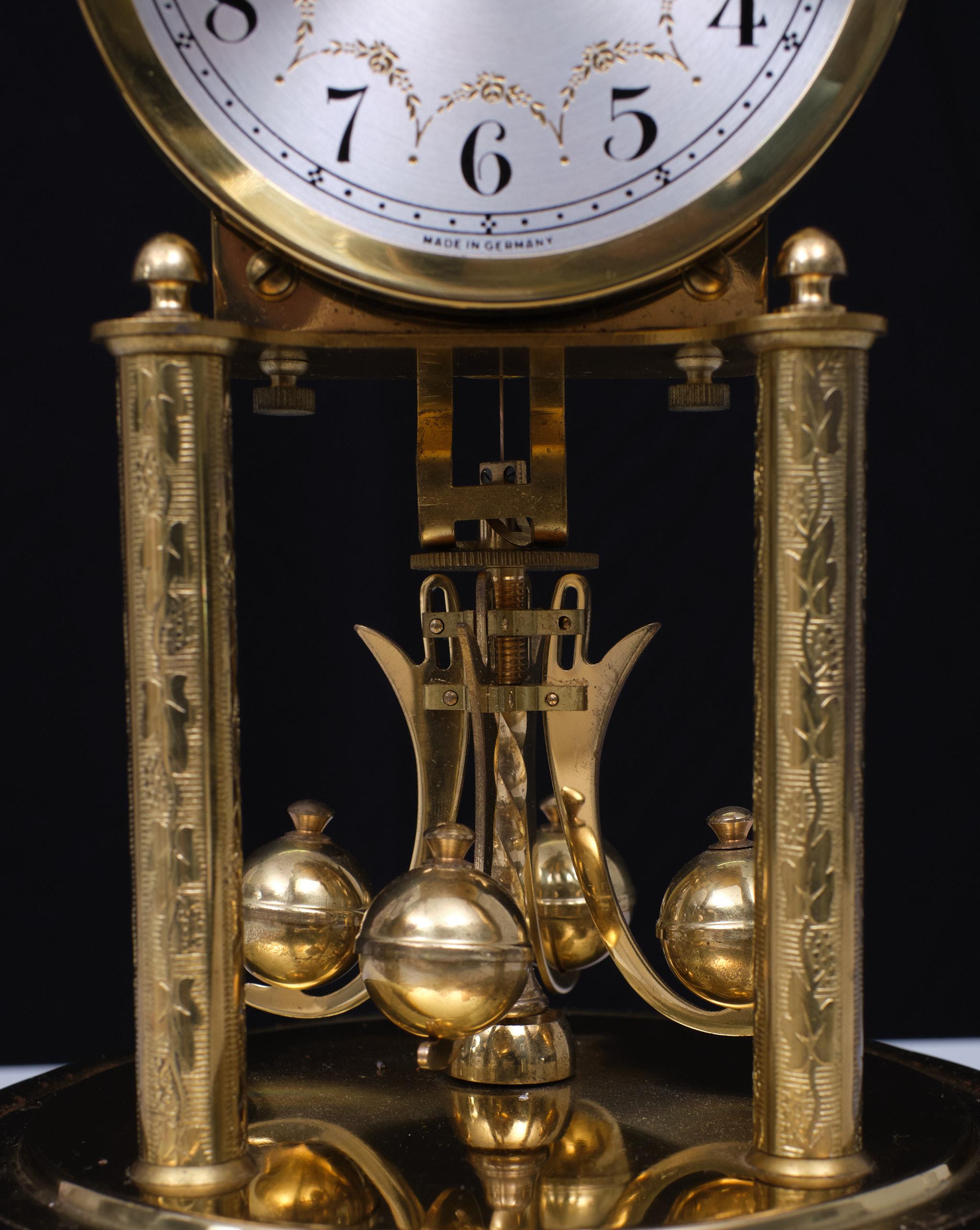 Anniversary Dome clock - Franz Hermle - Brass, Glass - 1950s 5