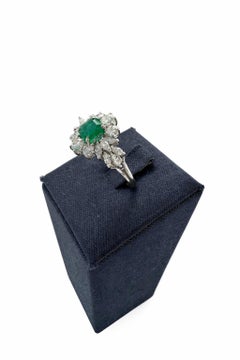 Anniversary Ring 18K White Gold with Natural Emerald 1.18 ct, Natural Diamonds