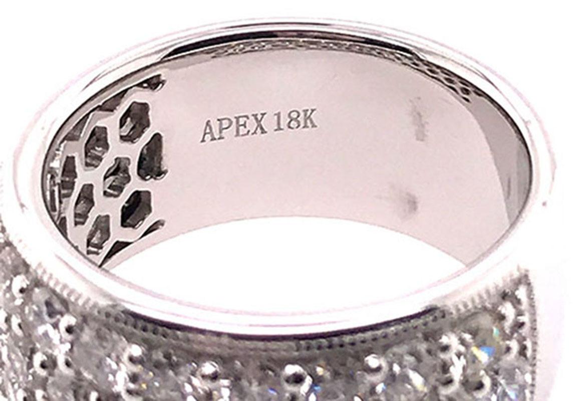 Anillo de Aniversario Anillo de Diamantes 3 Filas 2ct Oro Blanco 18K Nuevo a estrenar en Nuevo estado para la venta en Dearborn, MI