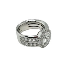 New ANNIVERSARY Ring in 18K White Gold with Natural Diamonds