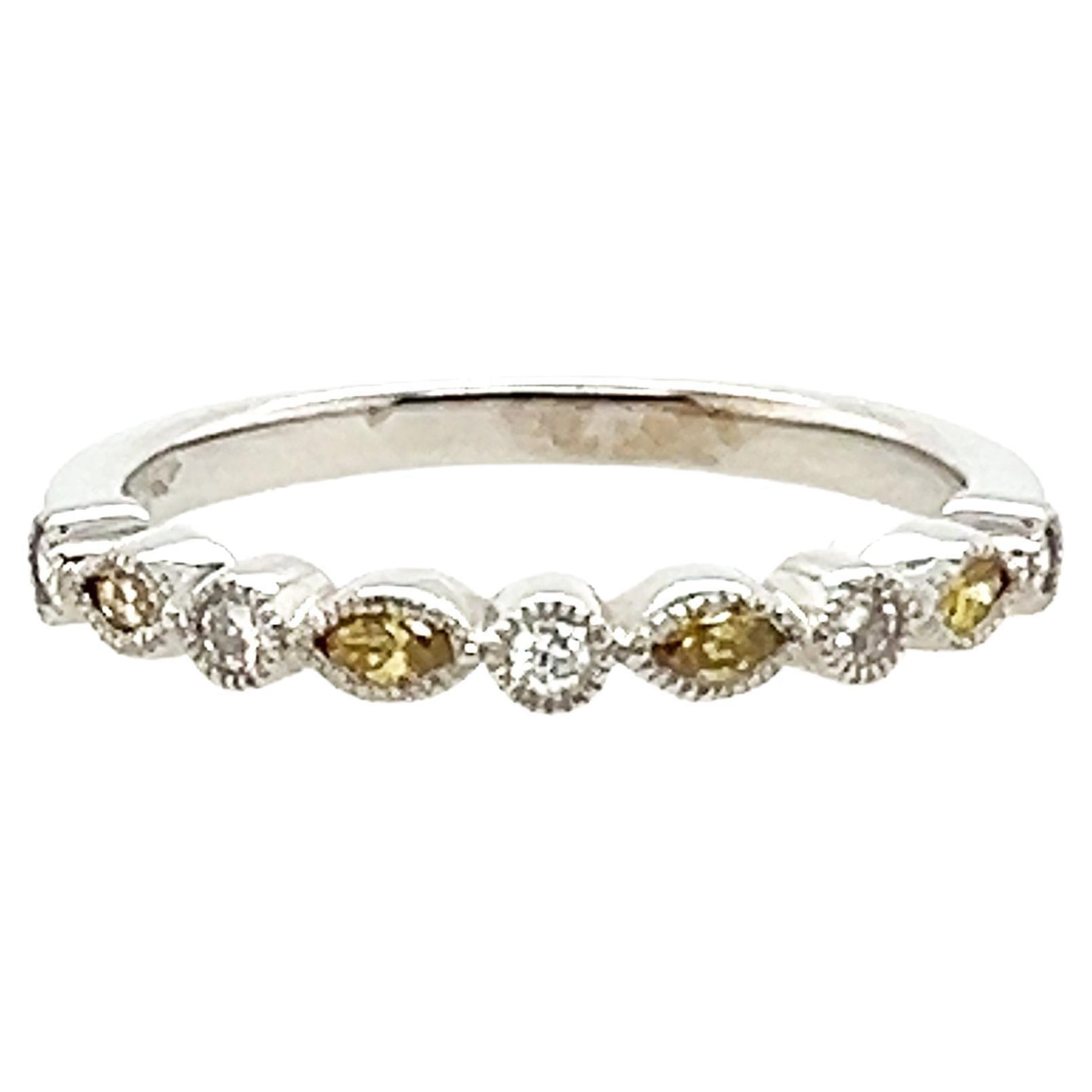 Jahrestag Ring Natural Fancy Vivid Deep Yellow Marquise Diamanten .28ct
