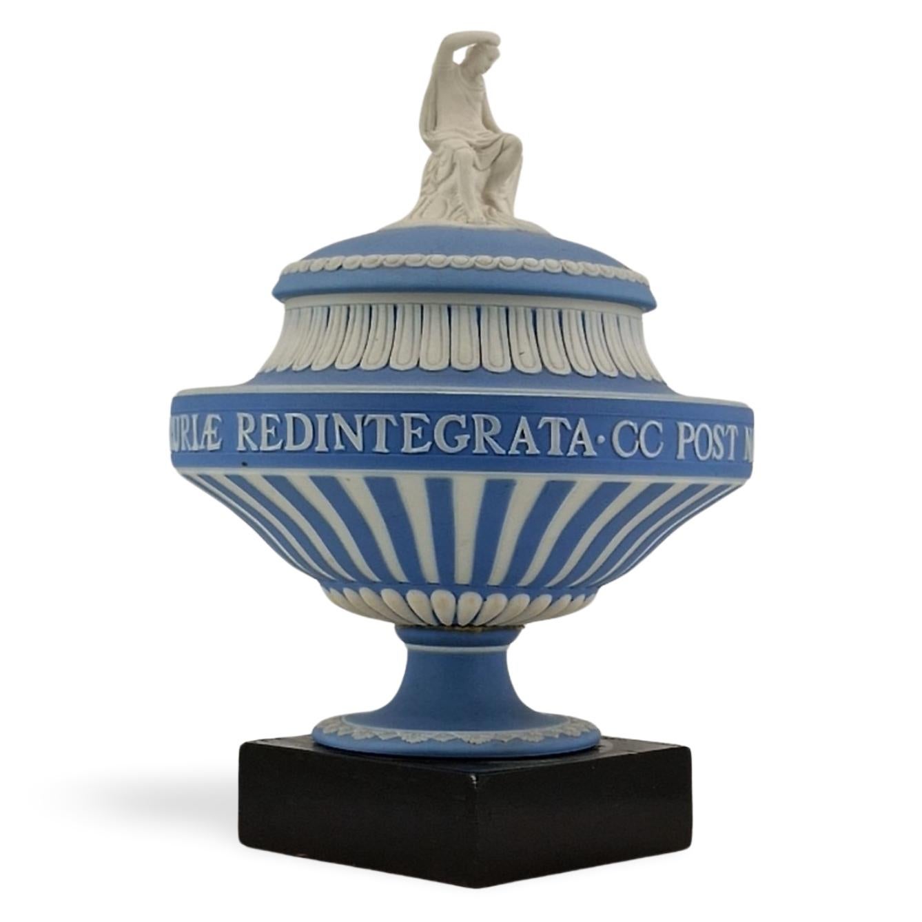 Vaso Anniversary, Wedgwood, 1930 in vendita 1