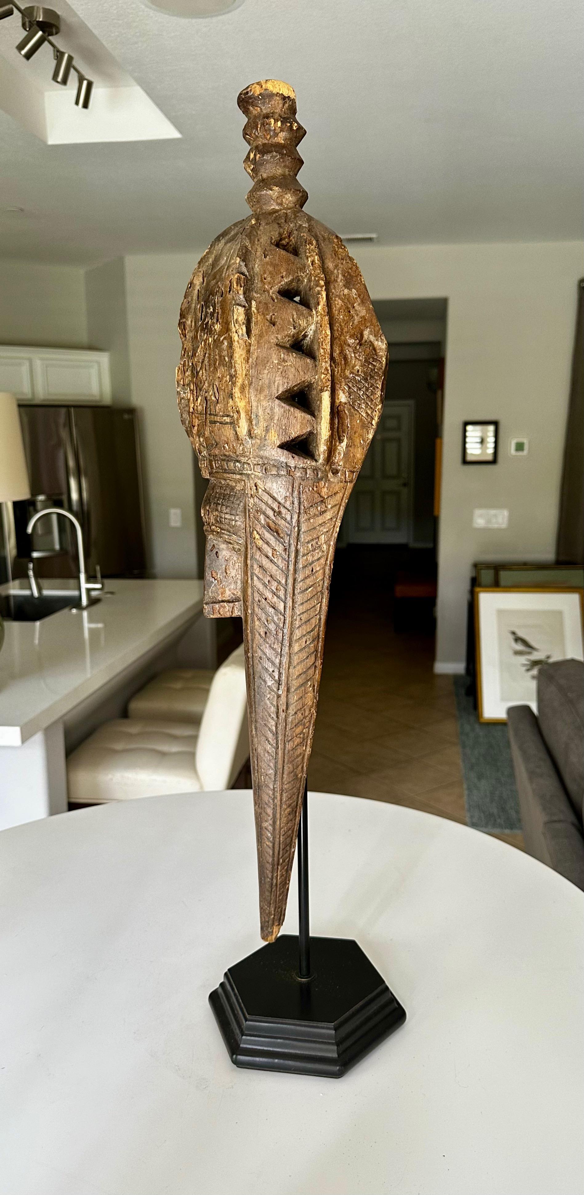 Máscara de Escultura de Pájaro Anok Arte Africano Pueblo Baga  en venta 4