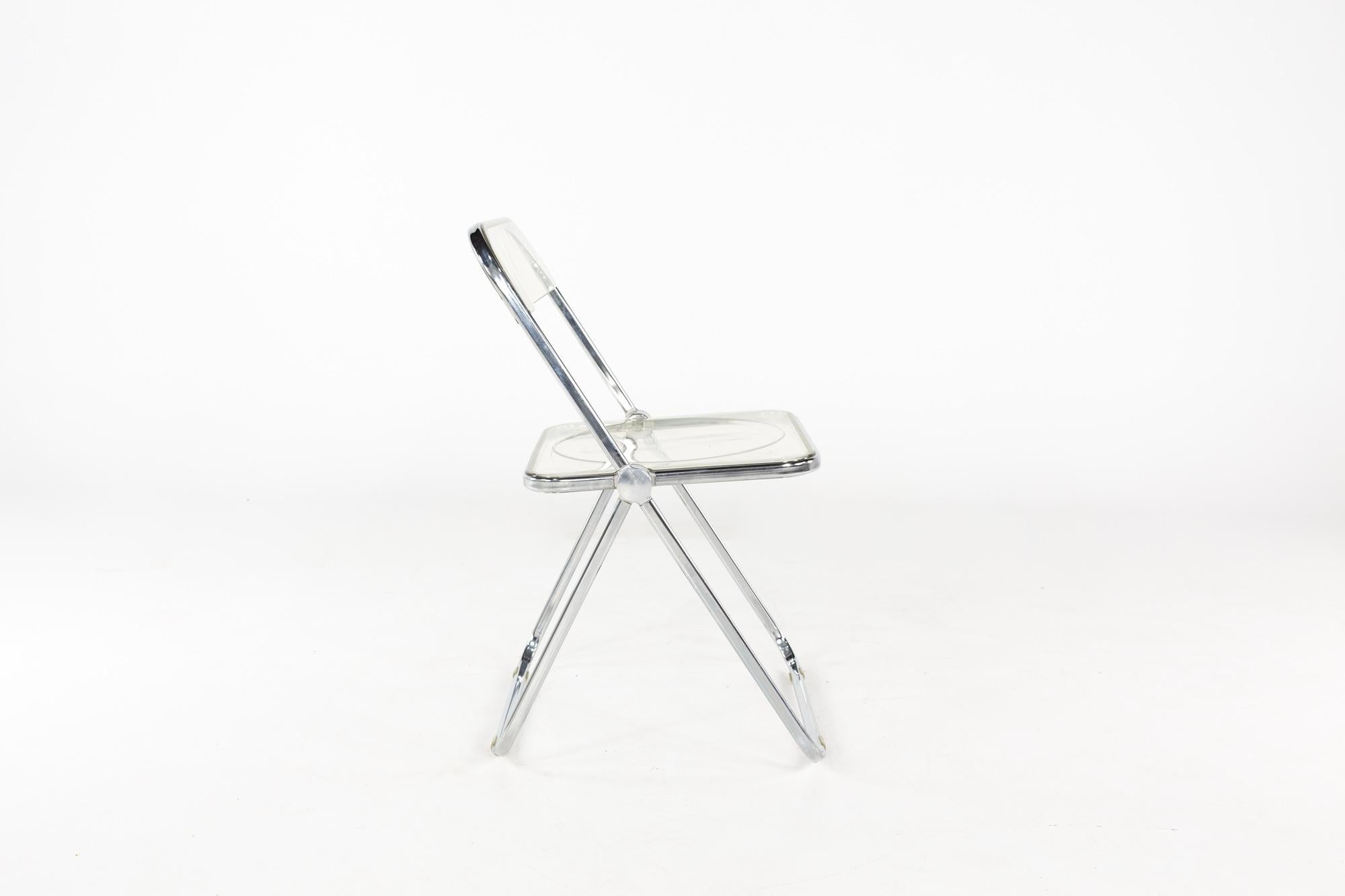 Mid-Century Modern Anonima Castelli Mid Century Italian Lucite Folding Chair For Sale