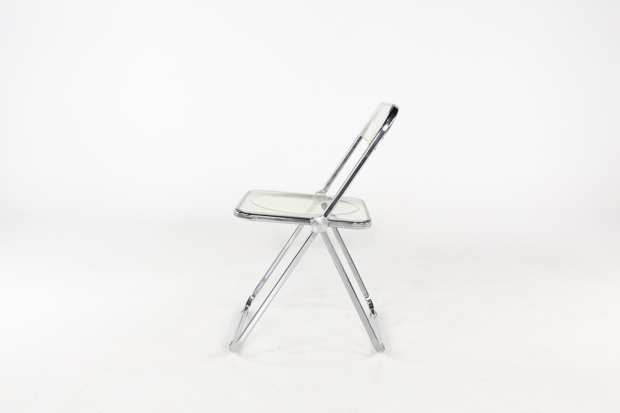 Late 20th Century Anonima Castelli Mid Century Italian Lucite Folding Chair For Sale