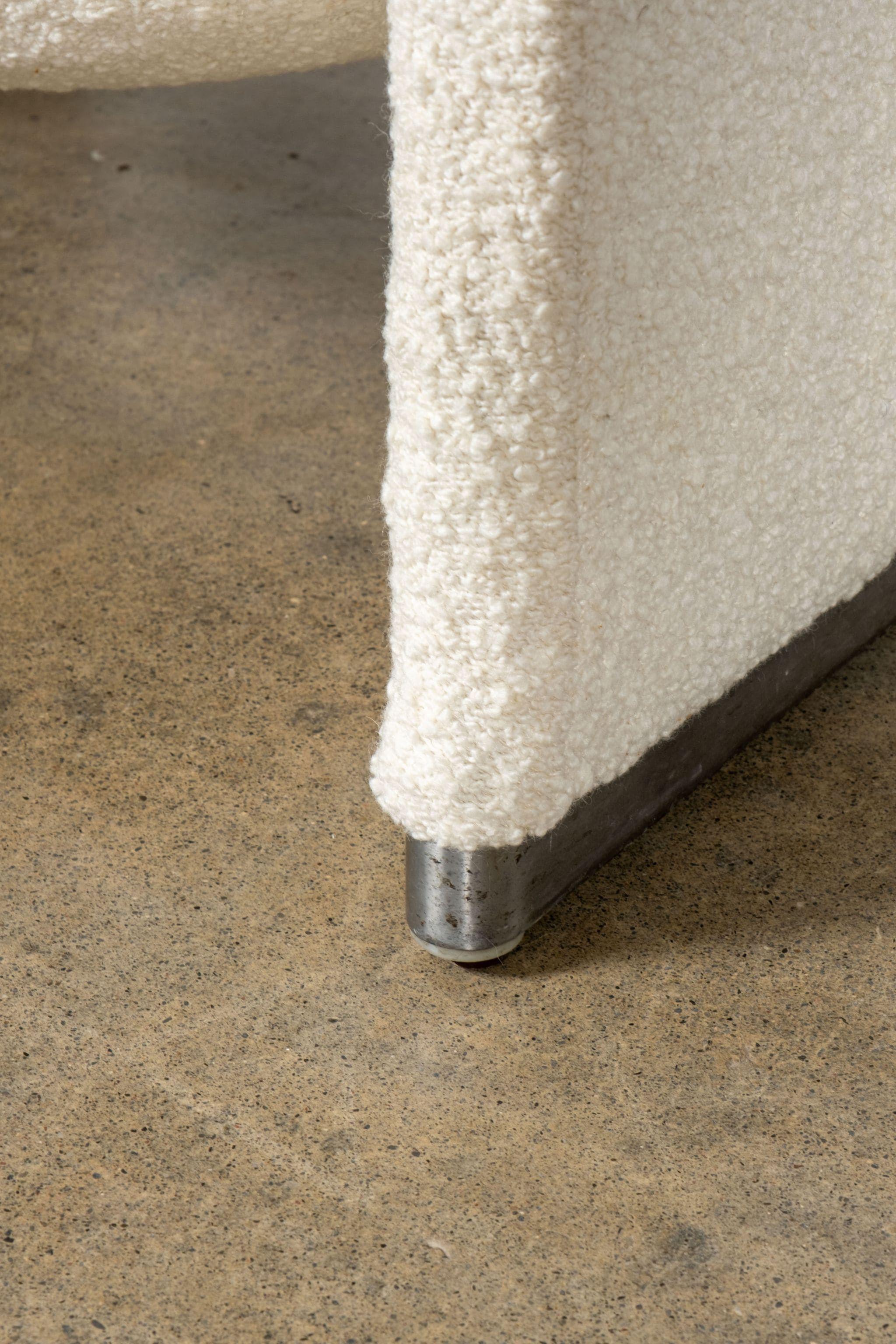Aluminium Anonima Castelli Newly Upholstered Alky Chair, Cream Bouclé by Giancarlo Piretti en vente