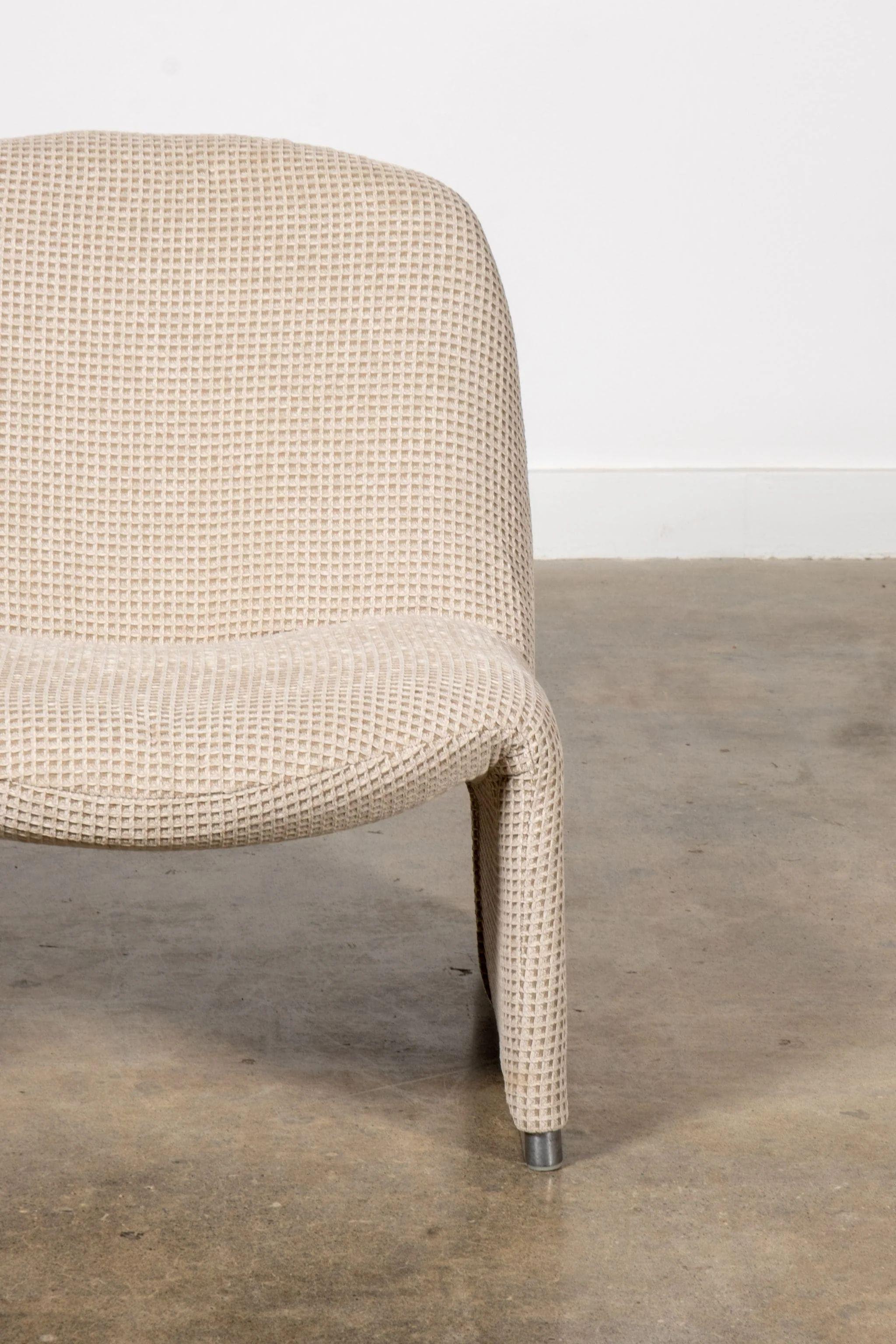Anonima Castelli Newly Upholstered Alky Chair, Cream 'Waffle' In Excellent Condition For Sale In Toronto, CA