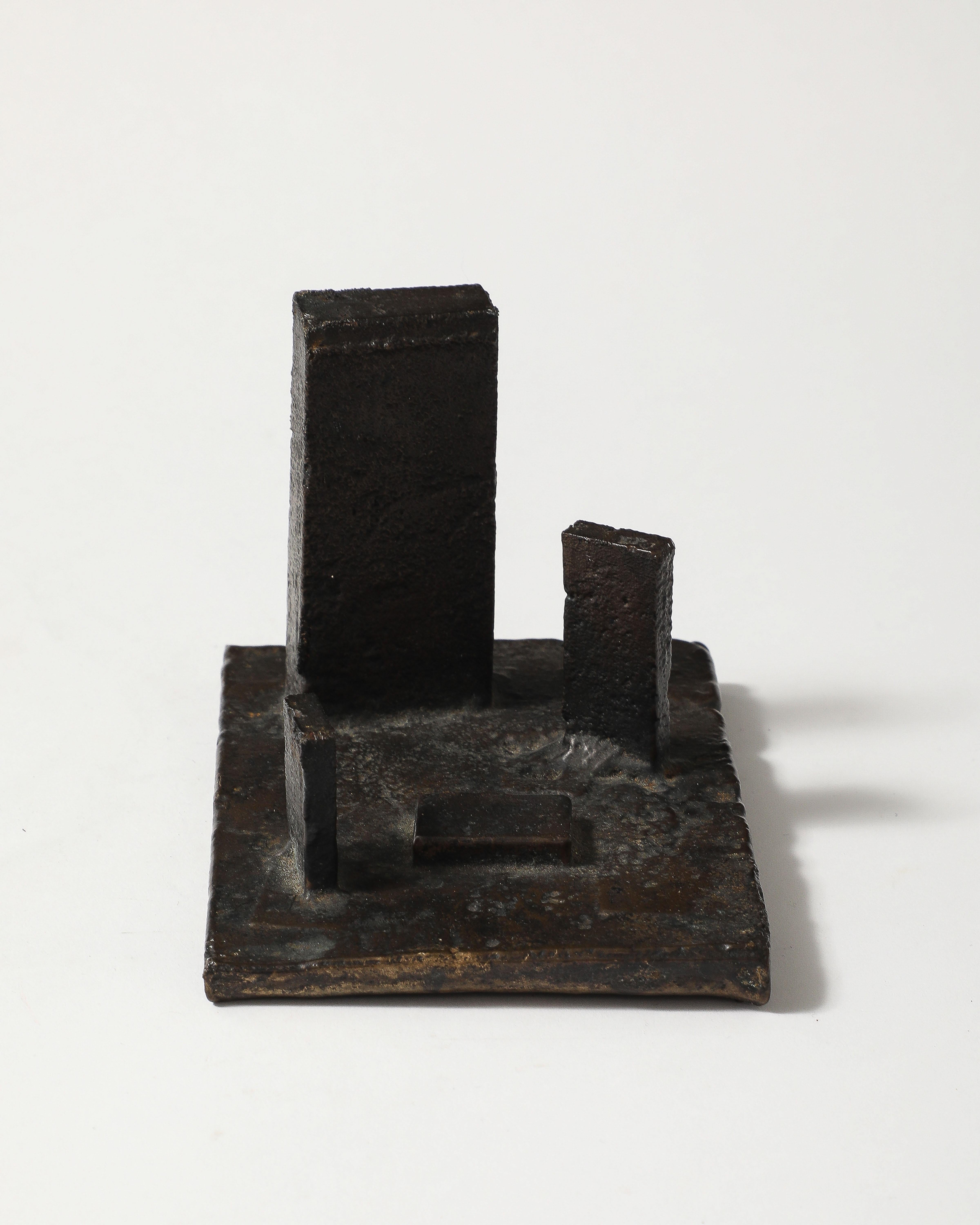 Anonymous Geometric Landscape Sculpture in Patinated Cast Iron, US, 20th C For Sale 4