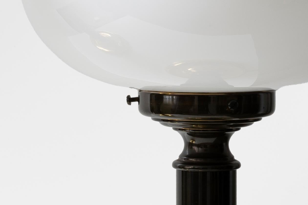 Pair of Vintage Rounded Table lamps in White Opaline and Brown&Gold Metal, 1980s For Sale 3