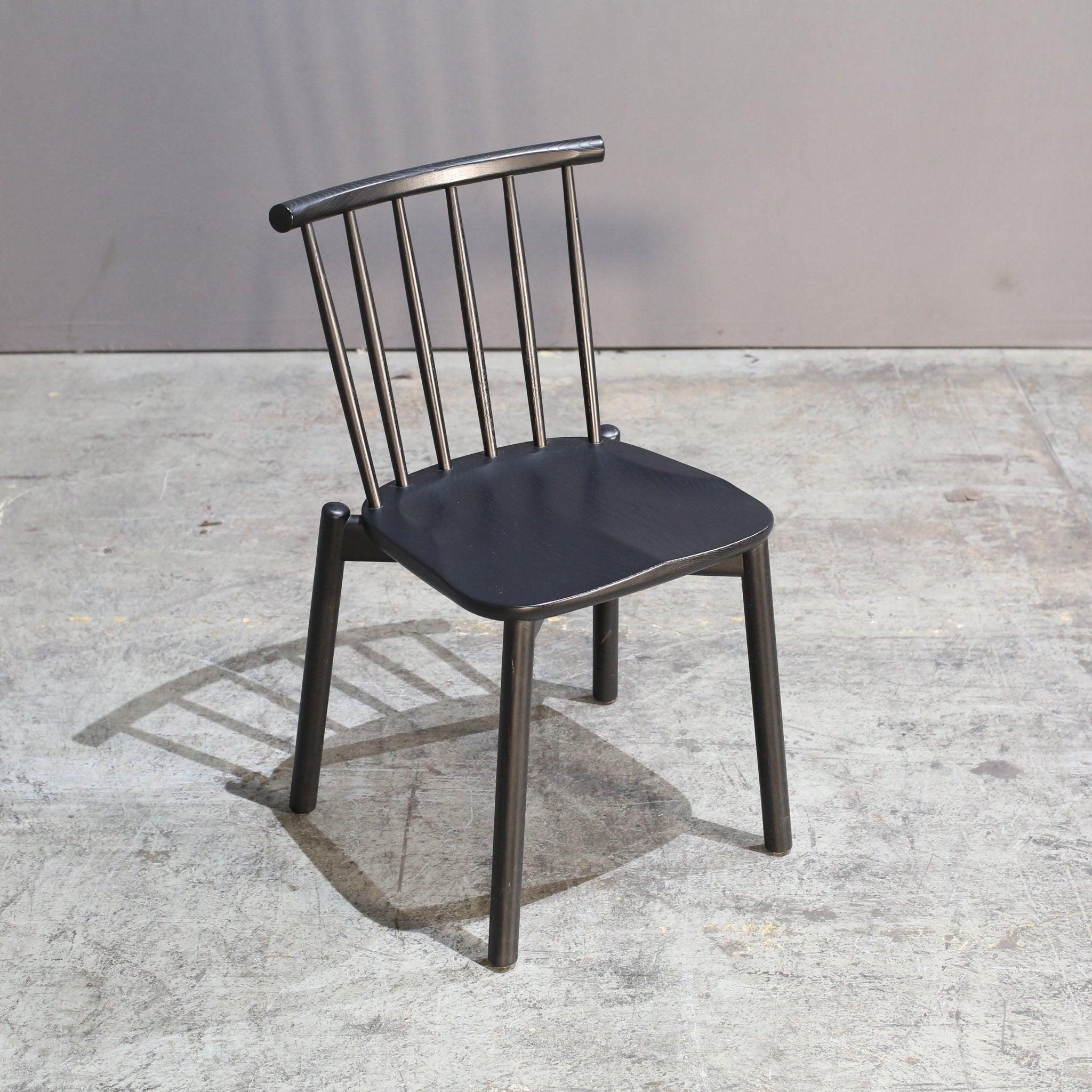 Britannique Une autre chaise d'appoint Country Hardy de David Irwin en vente