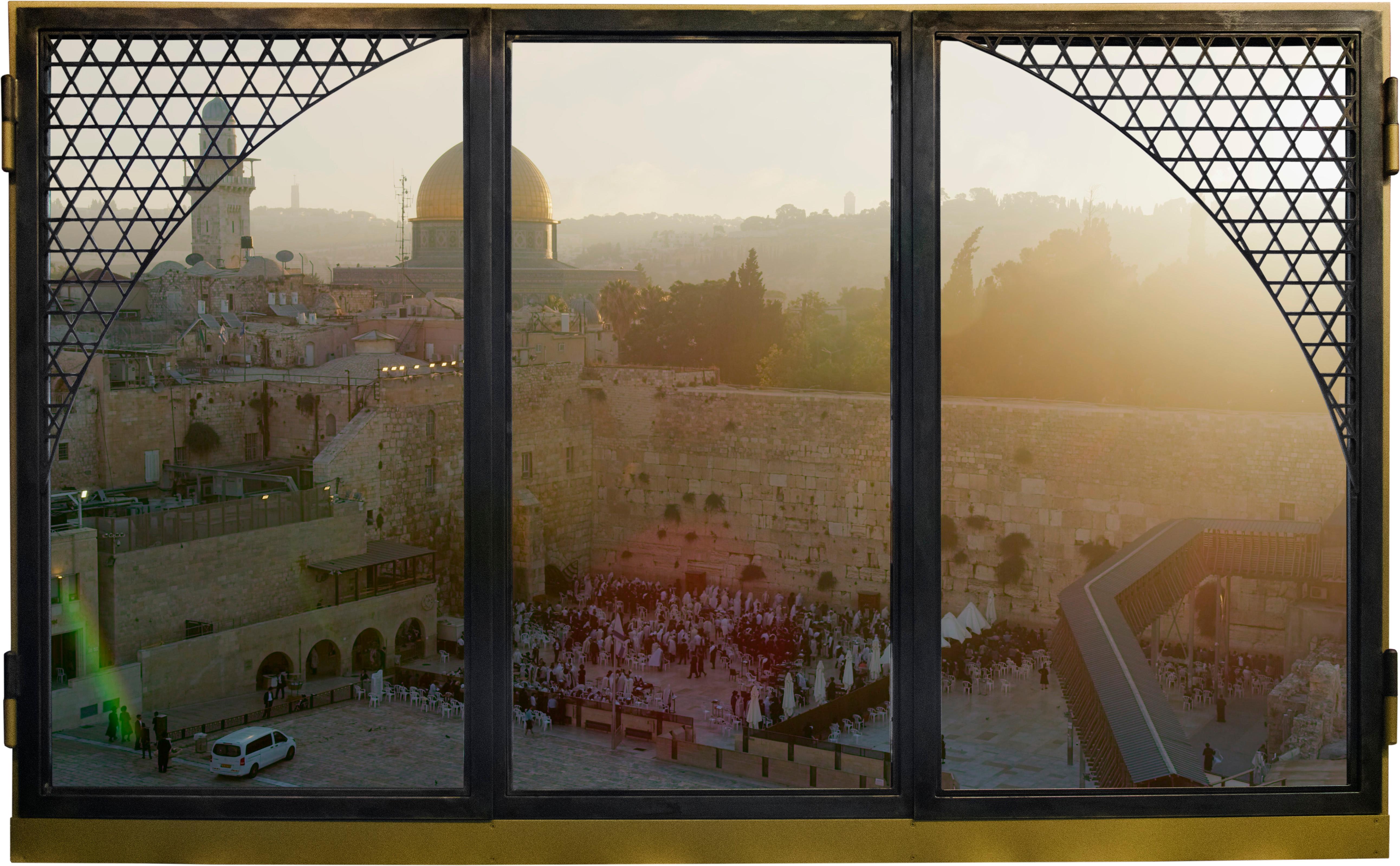 Anotherview N.18 A Sunday by the Western Wall, Vidéo Art par Anotherview en vente 4