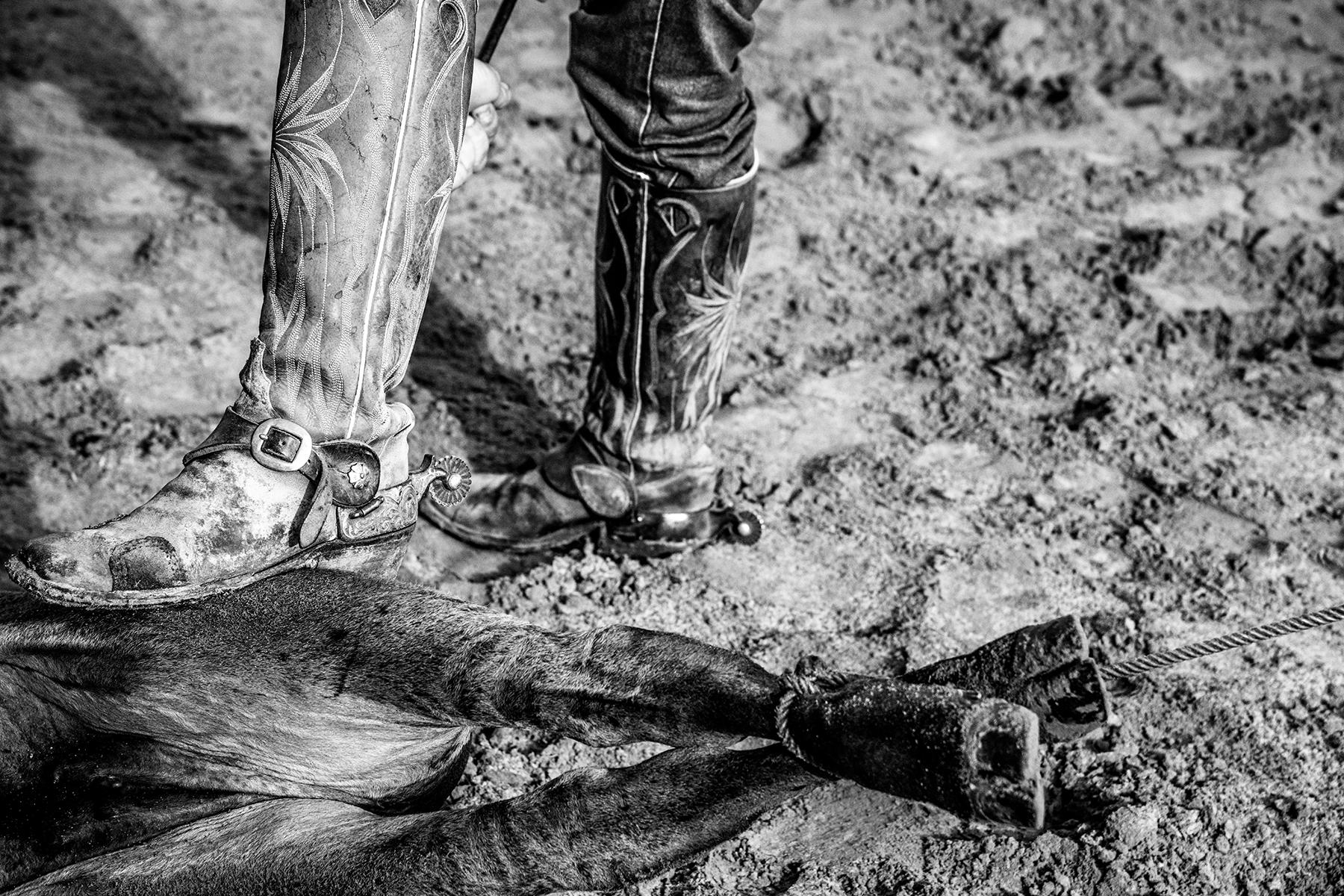 Black and White Photograph Anouk Krantz - Chaussures à talon