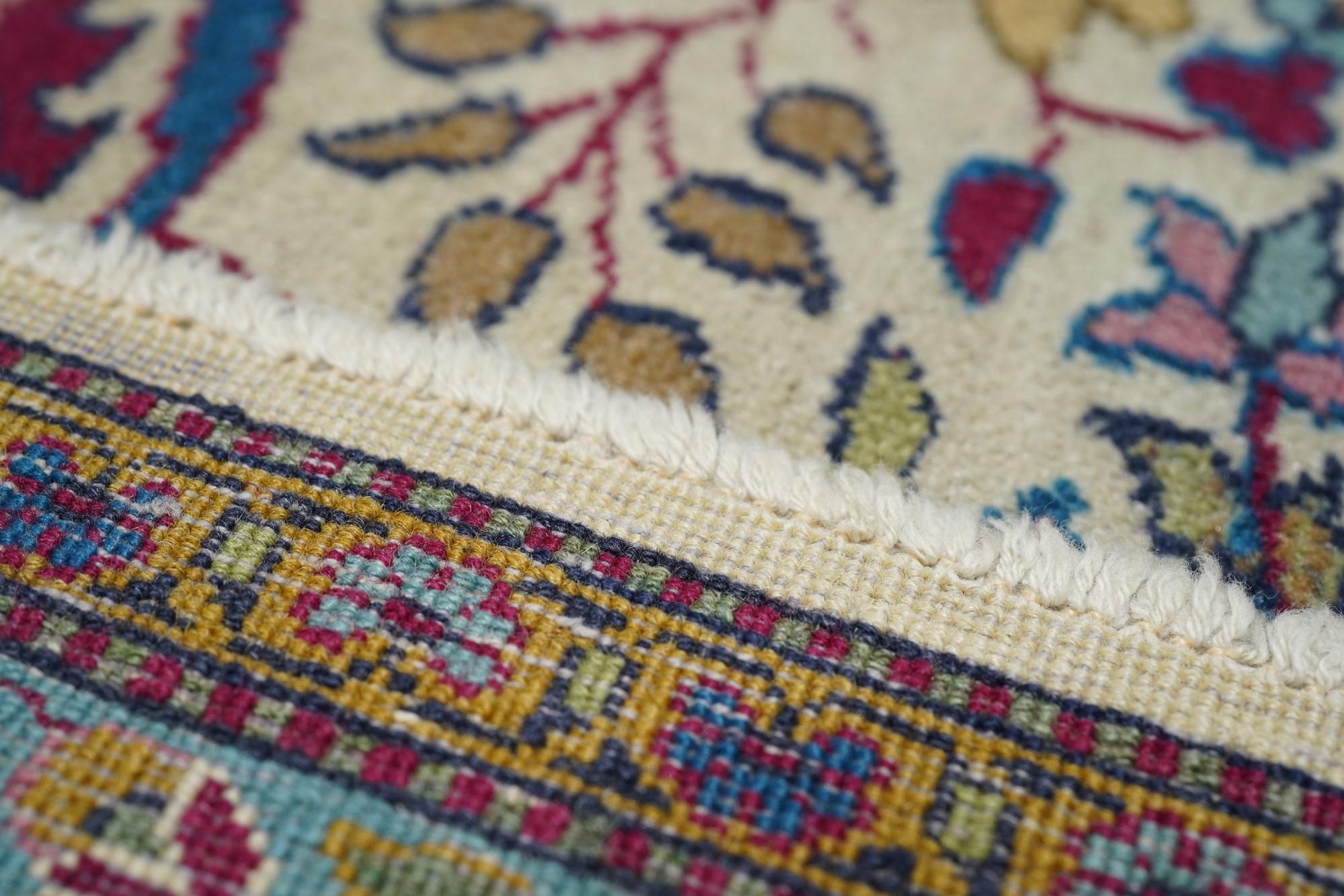 Antique Kerman Rug 9'1'' x 12'0'' For Sale 4
