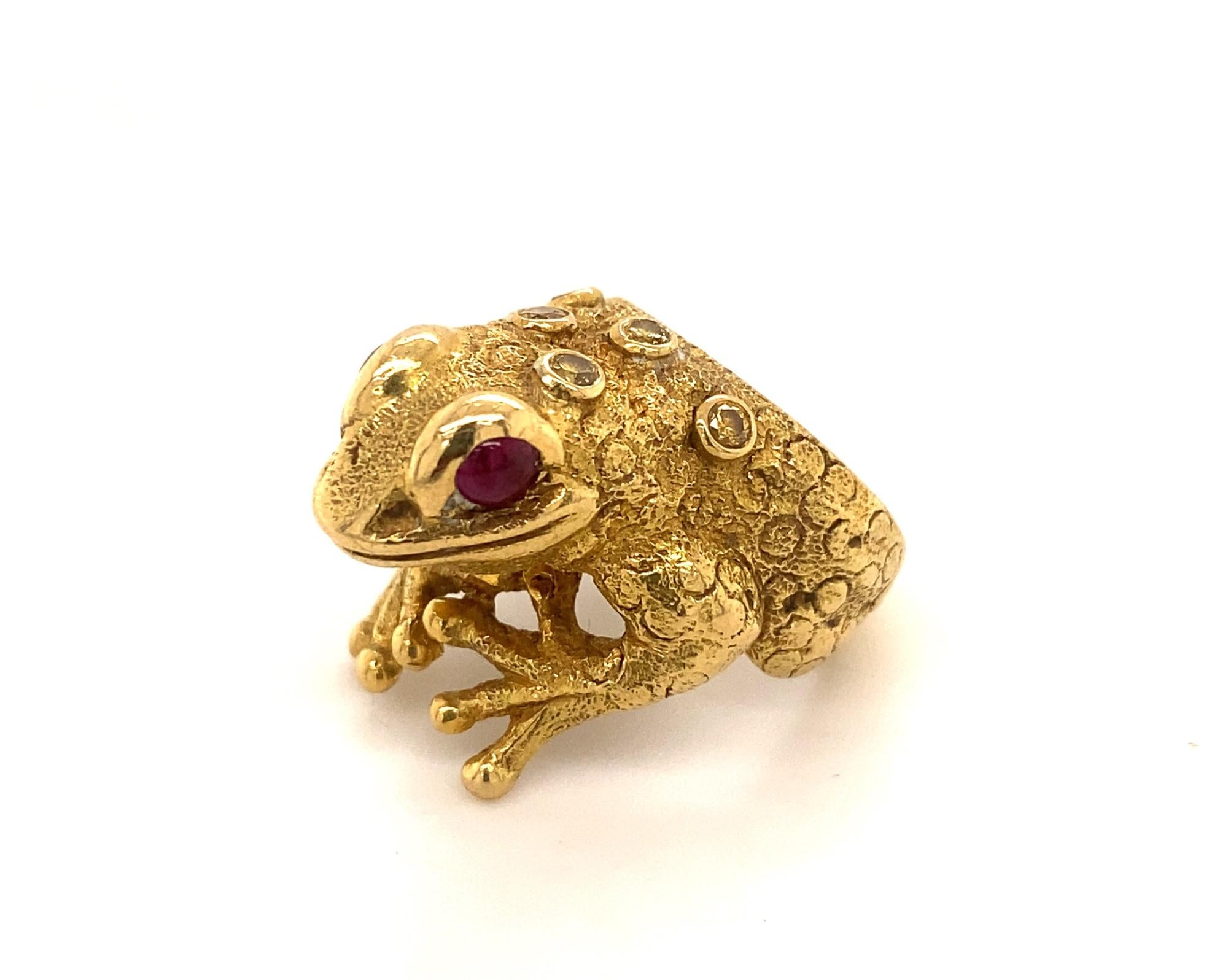 This is a beautiful and rare ring by important designer Andreas Von Zadora. Many of his works are displayed in a book called “The art of Zadora America’s Faberge”. On his website is a similar brooch displayed called frog prince. This ring is finely