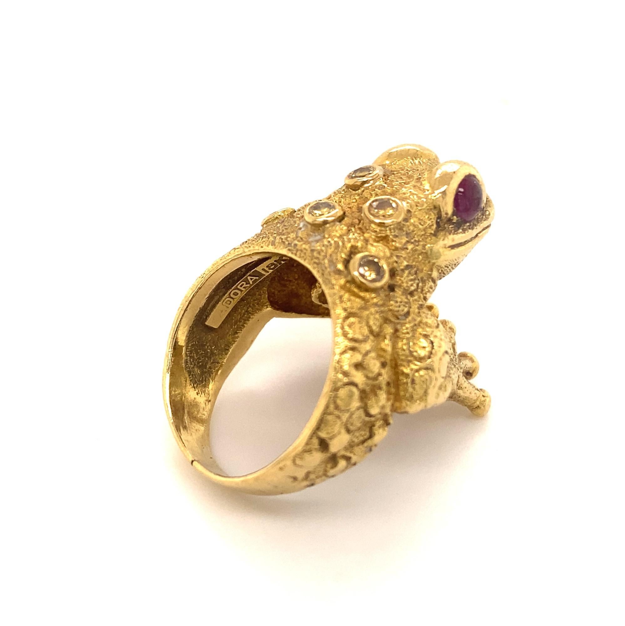 Brilliant Cut Anreas Von Zadora Frog Diamond Ruby Eye 18K Gold Ring For Sale