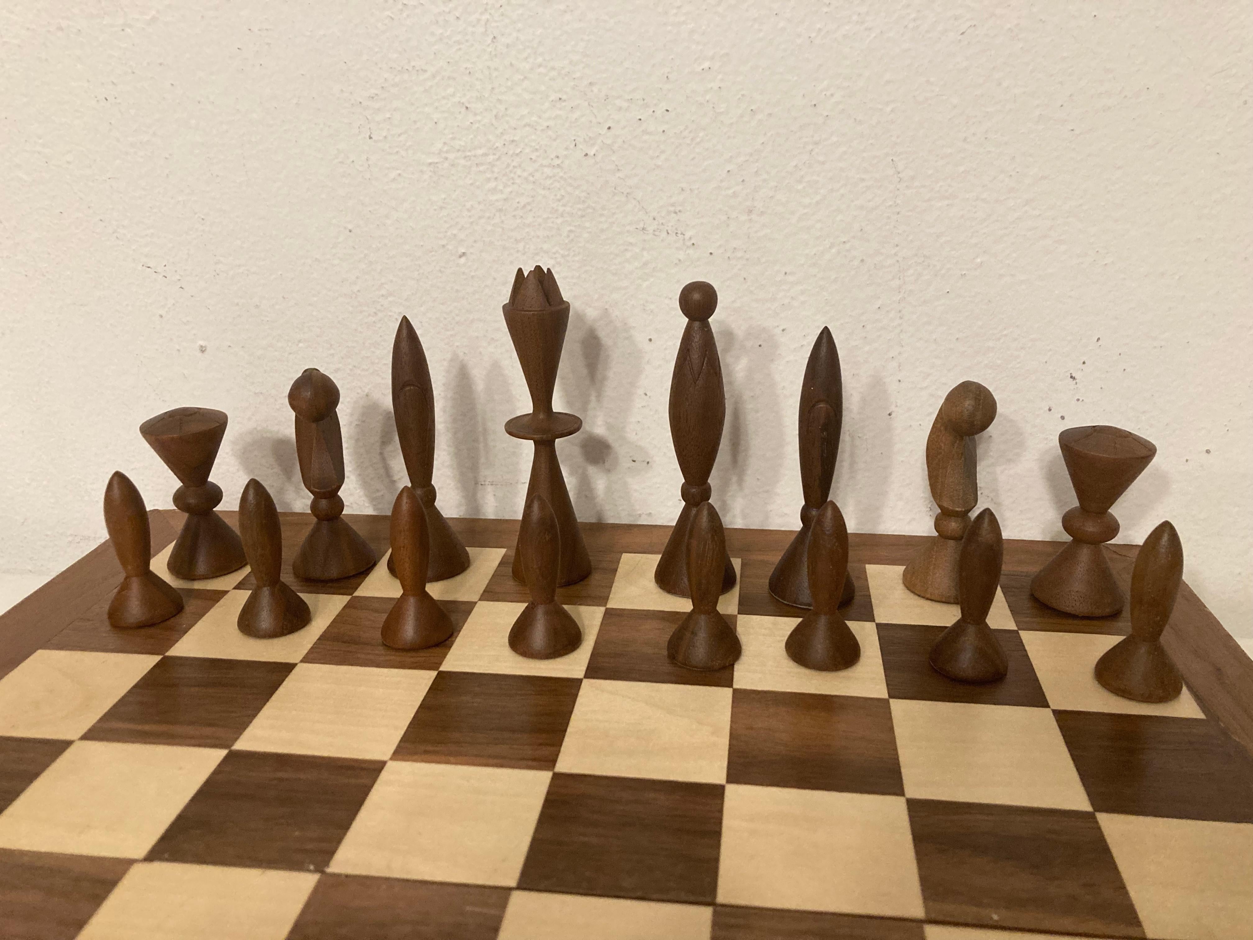 ANRI Space Age Chess Set Designed by Elliott, Walnut, Maple 1950 Italy, No Board For Sale 7