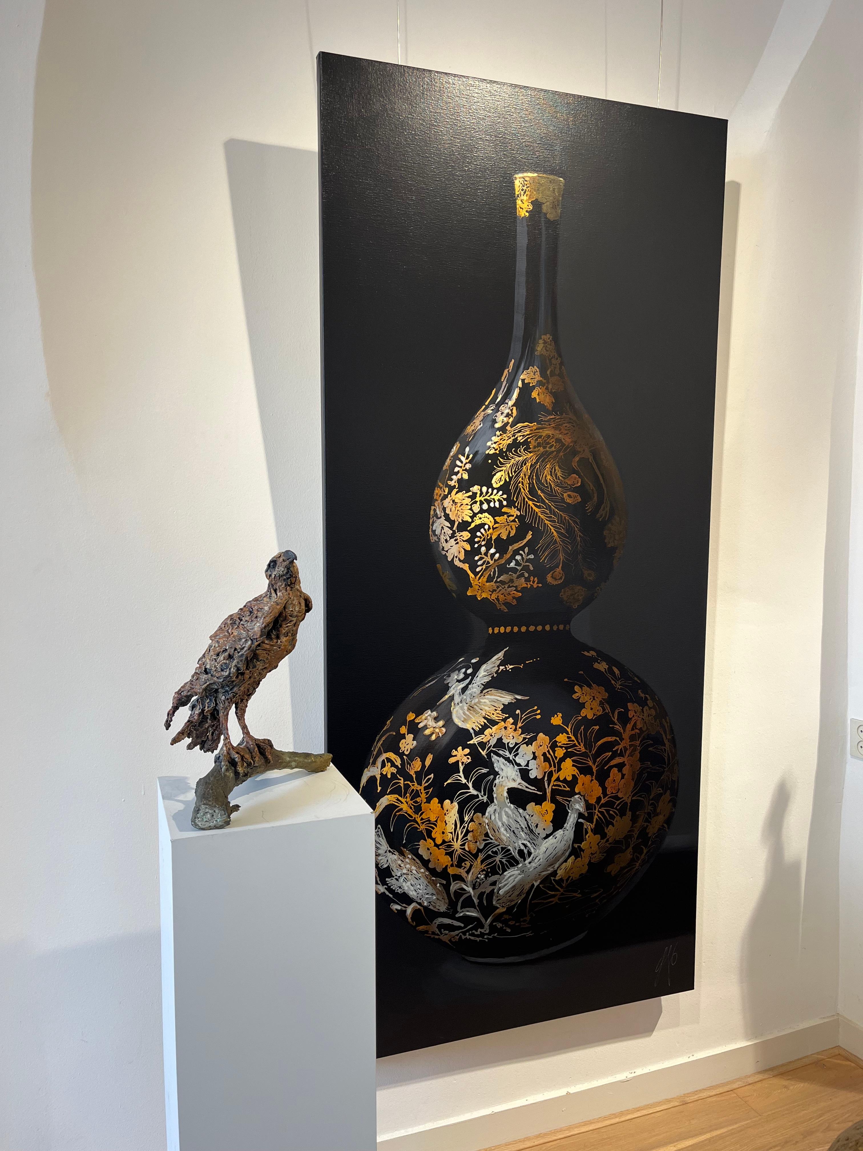 ''Contemplación'', Escultura contemporánea de bronce Retrato de un buitre sobre una rama en venta 10