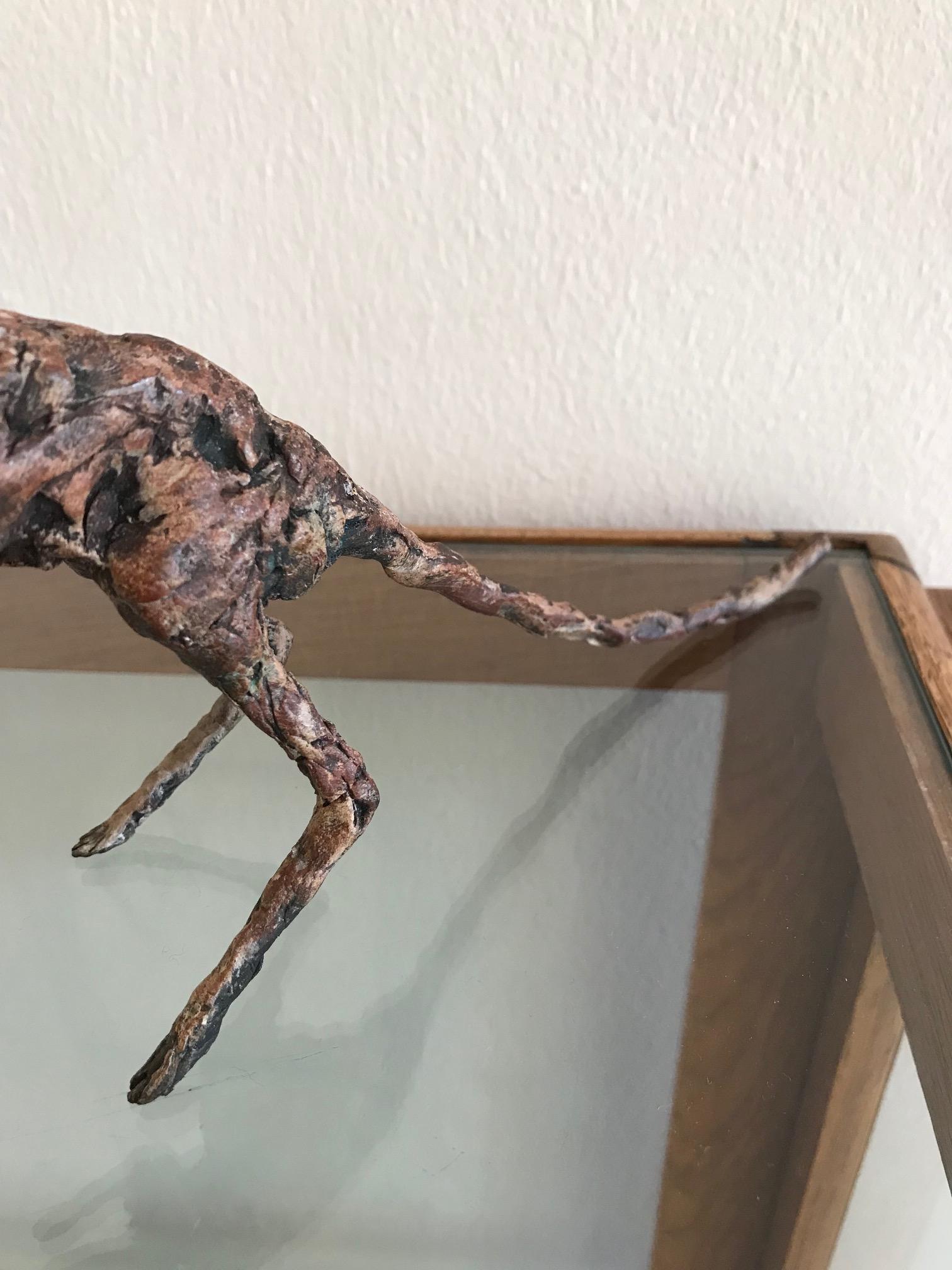 „Jerboa“, zeitgenössische Bronzeskulptur, Porträt eines Jerboa im Angebot 1