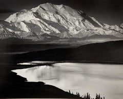 Mount McKinley und Wundersee, montiert  Denali-Nationalpark, Alaska
