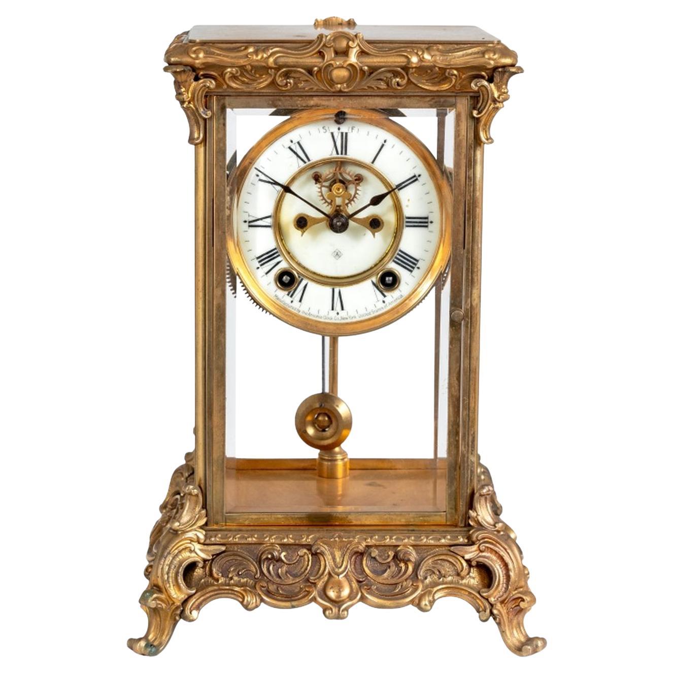 Horloge de table en laiton coulé Ansonia en vente
