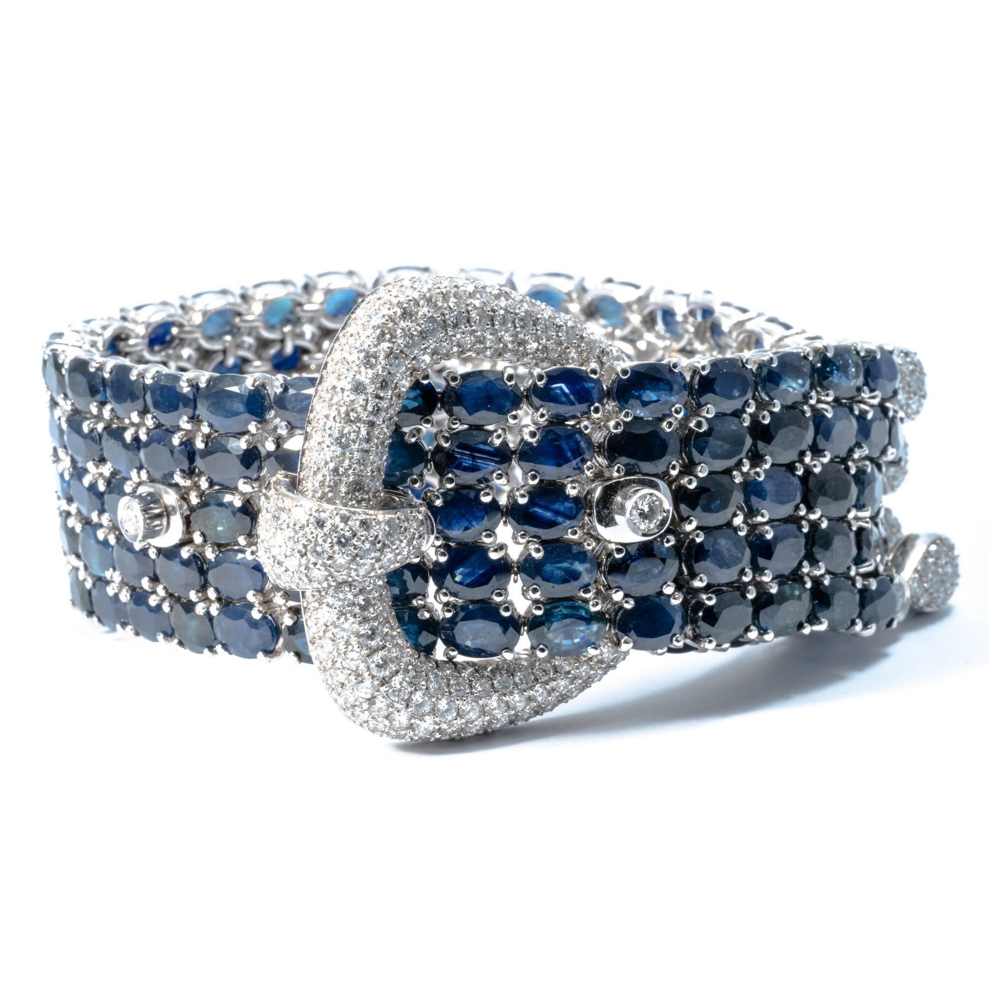 Ansuini White Gold Sapphires and Diamonds Buckle Bracelet In Excellent Condition In Roma, IT