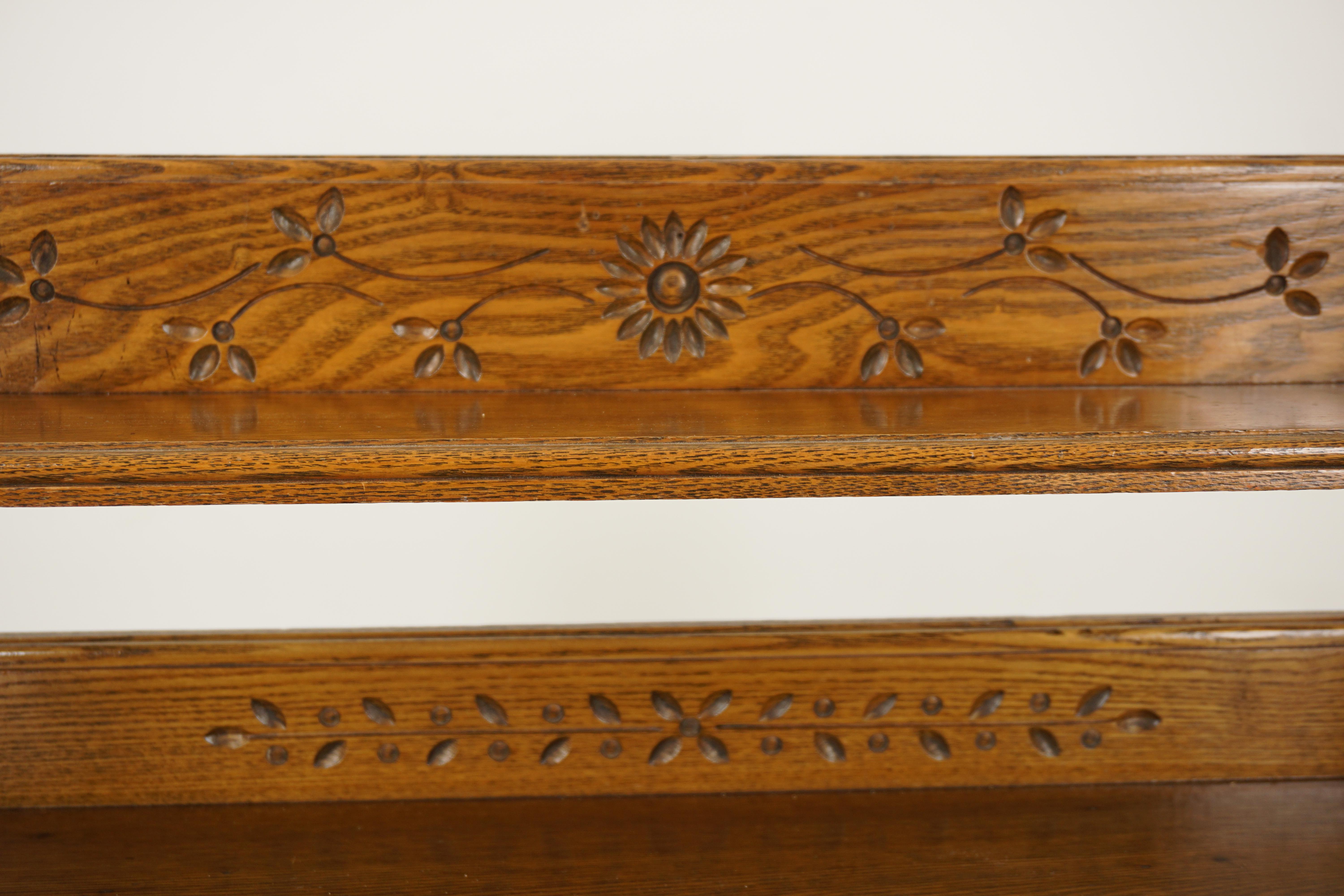 Early 20th Century Ant American Carved Oak Open Bookcase, American 1900, H946 For Sale