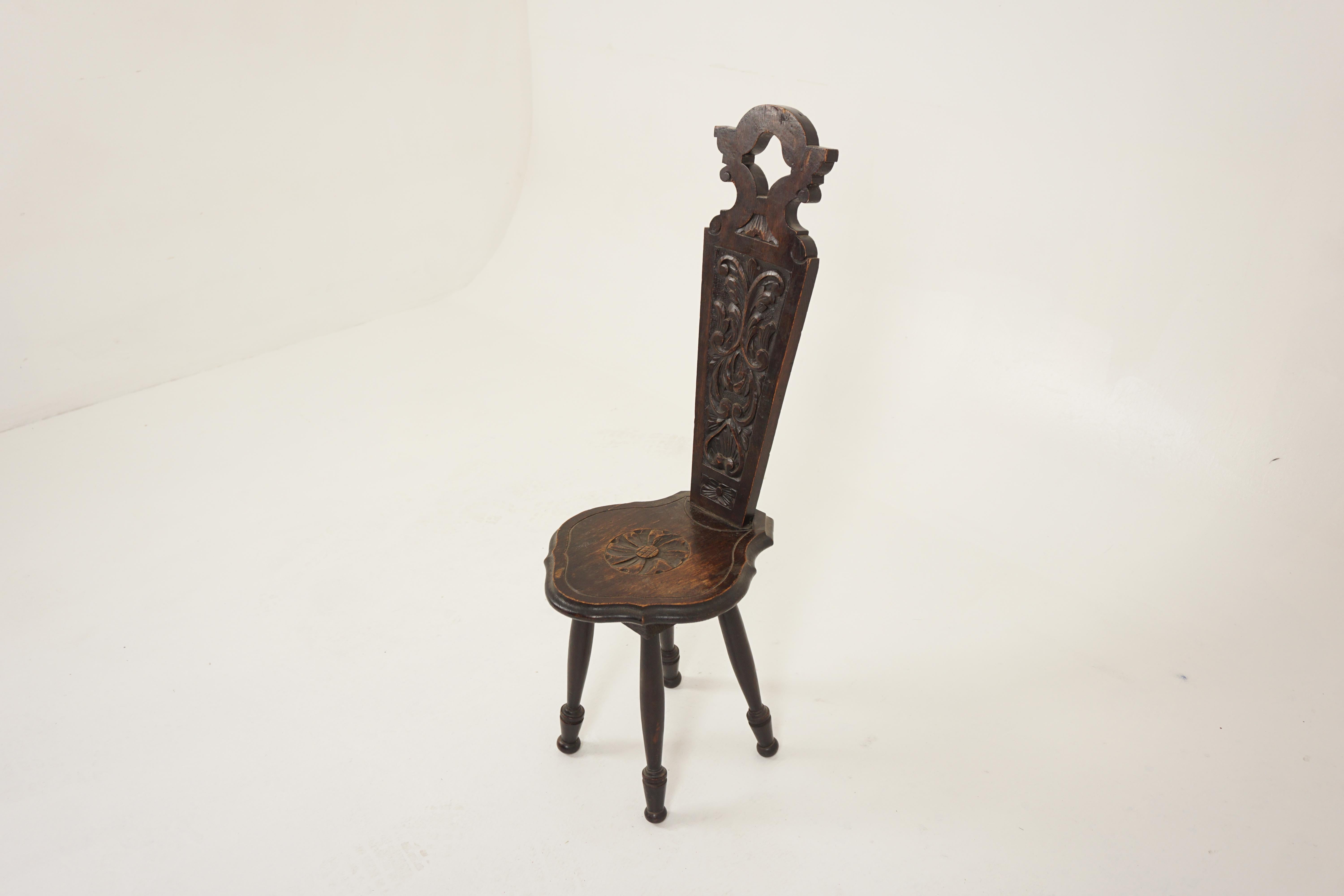 Ant. carved oak spinning chair, hall chair, Scotland 1910, H081

Scotland 1910
Solid Oak
Original finish
Having a beautifully carved shaped seat
High carved back with cut out top
All standing on four turned legs
Very clean and in good