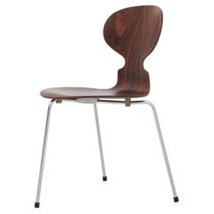 Le fauteuil « Ant » d'Arne Jacobsen