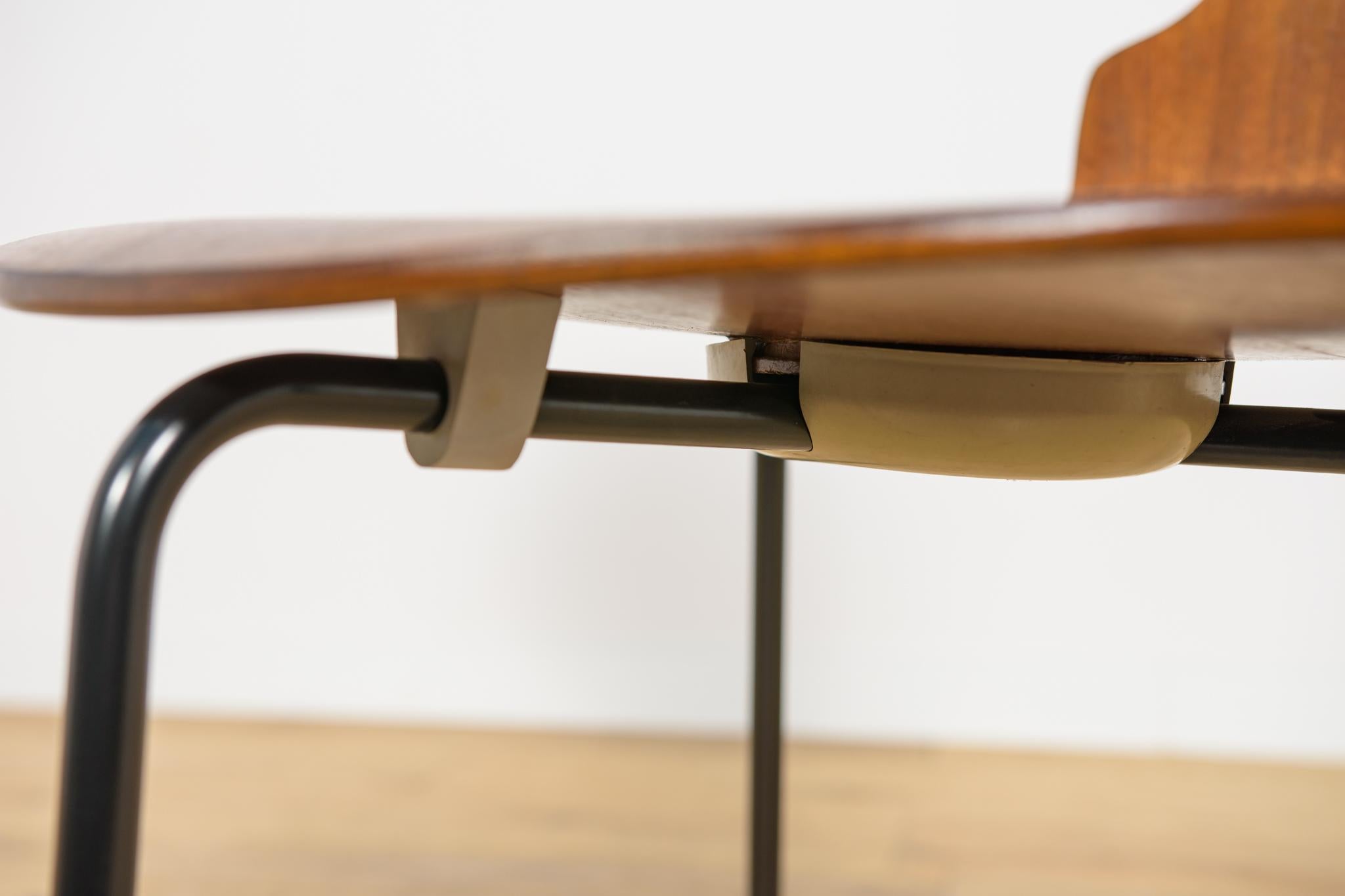 Sedia Ant Modello 3101 in teak di Arne Jacobsen per Fritz Hansen, anni '70, Danimarca. in vendita 8