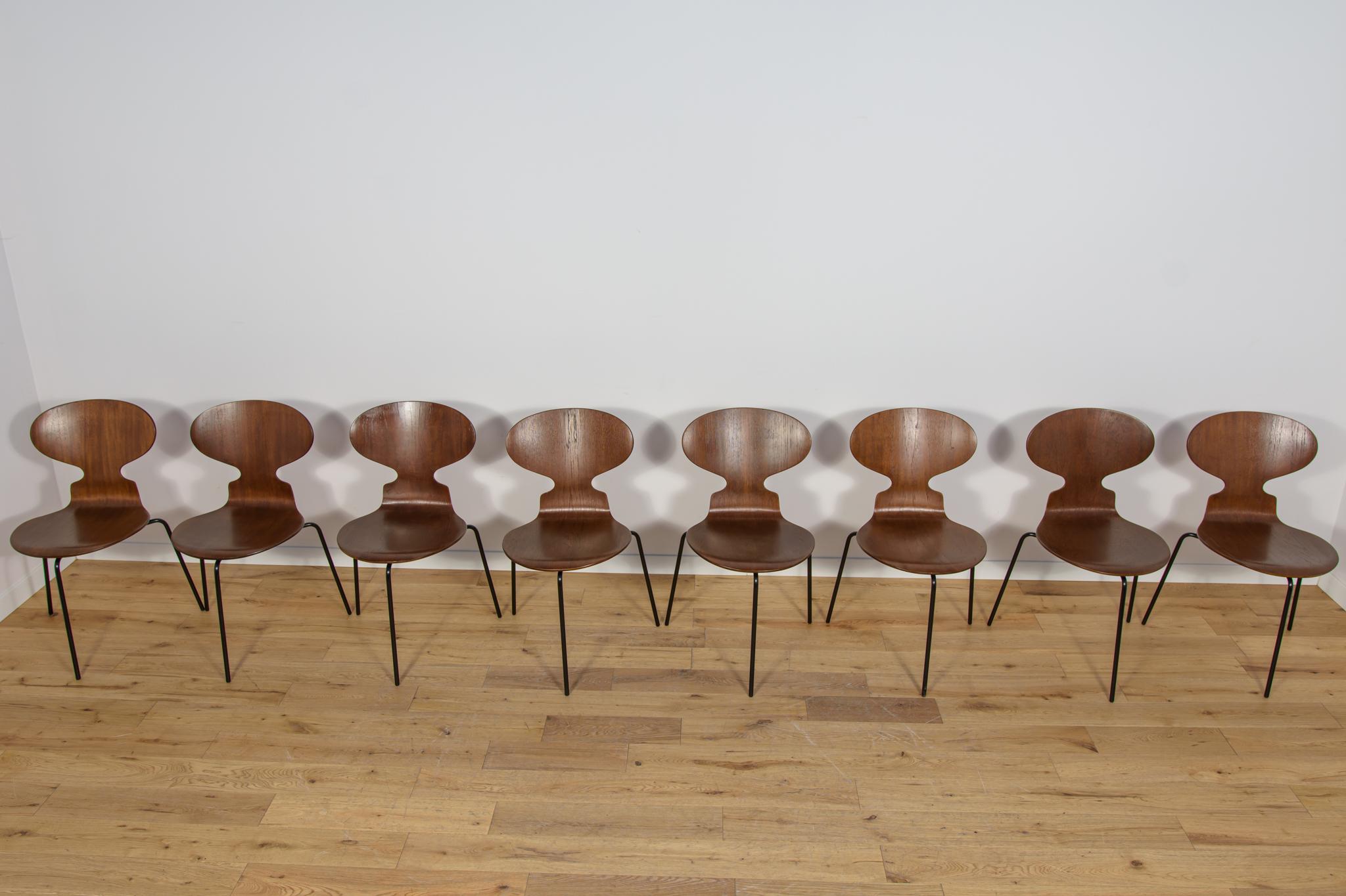 Mid-Century moderno Sedia Ant Modello 3101 in teak di Arne Jacobsen per Fritz Hansen, anni '70, Danimarca. in vendita