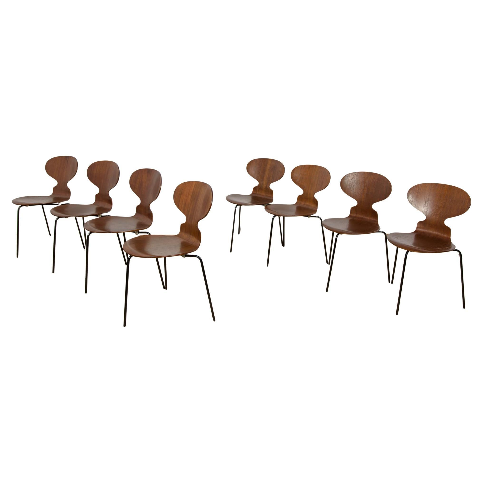 Ant Chair Model 3101 in Teak by Arne Jacobsen for Fritz Hansen, 1970s, Denmark.