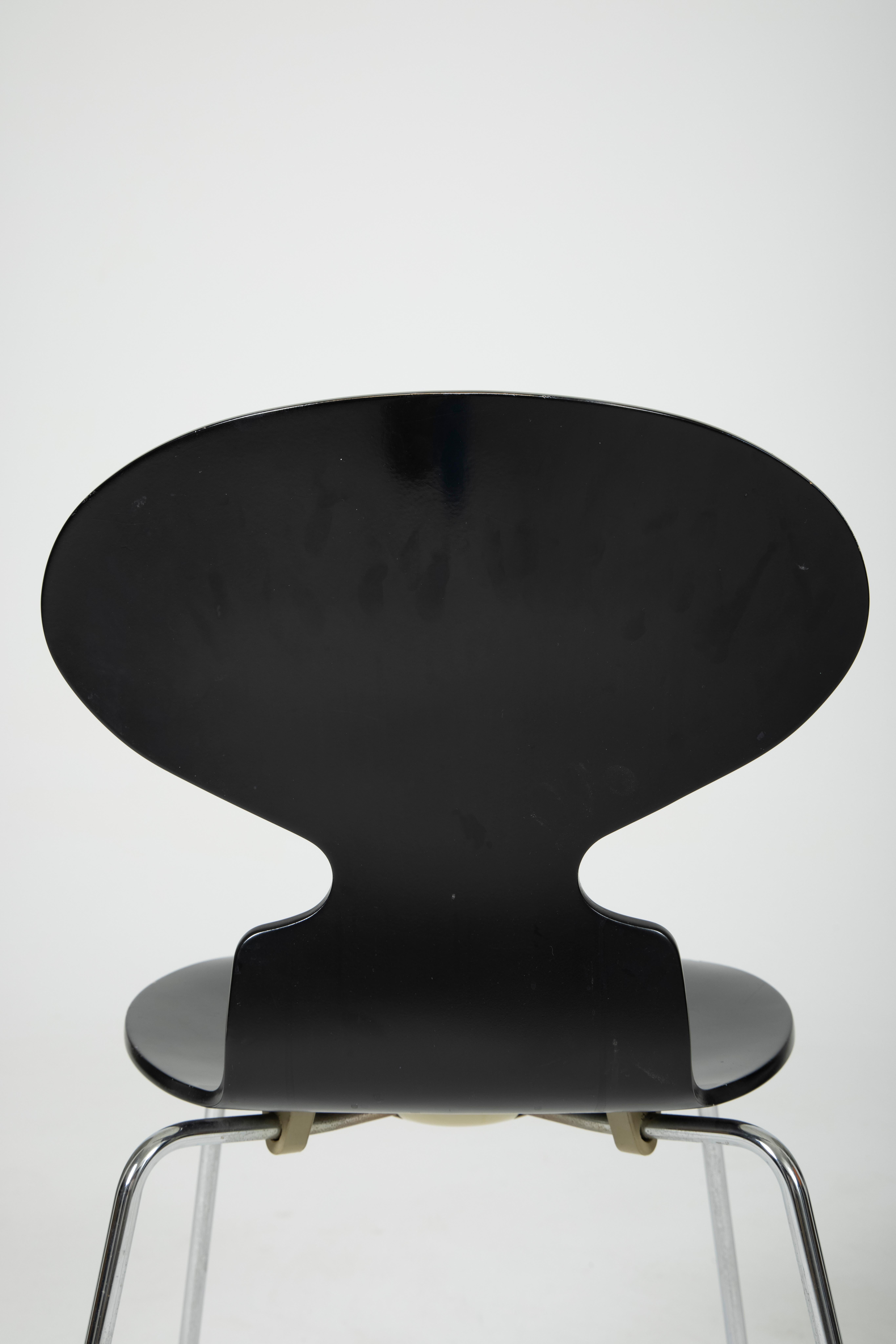  Ant Chairs Model 3101 by Arne Jacobsen for Fritz Hansen, 1986 4