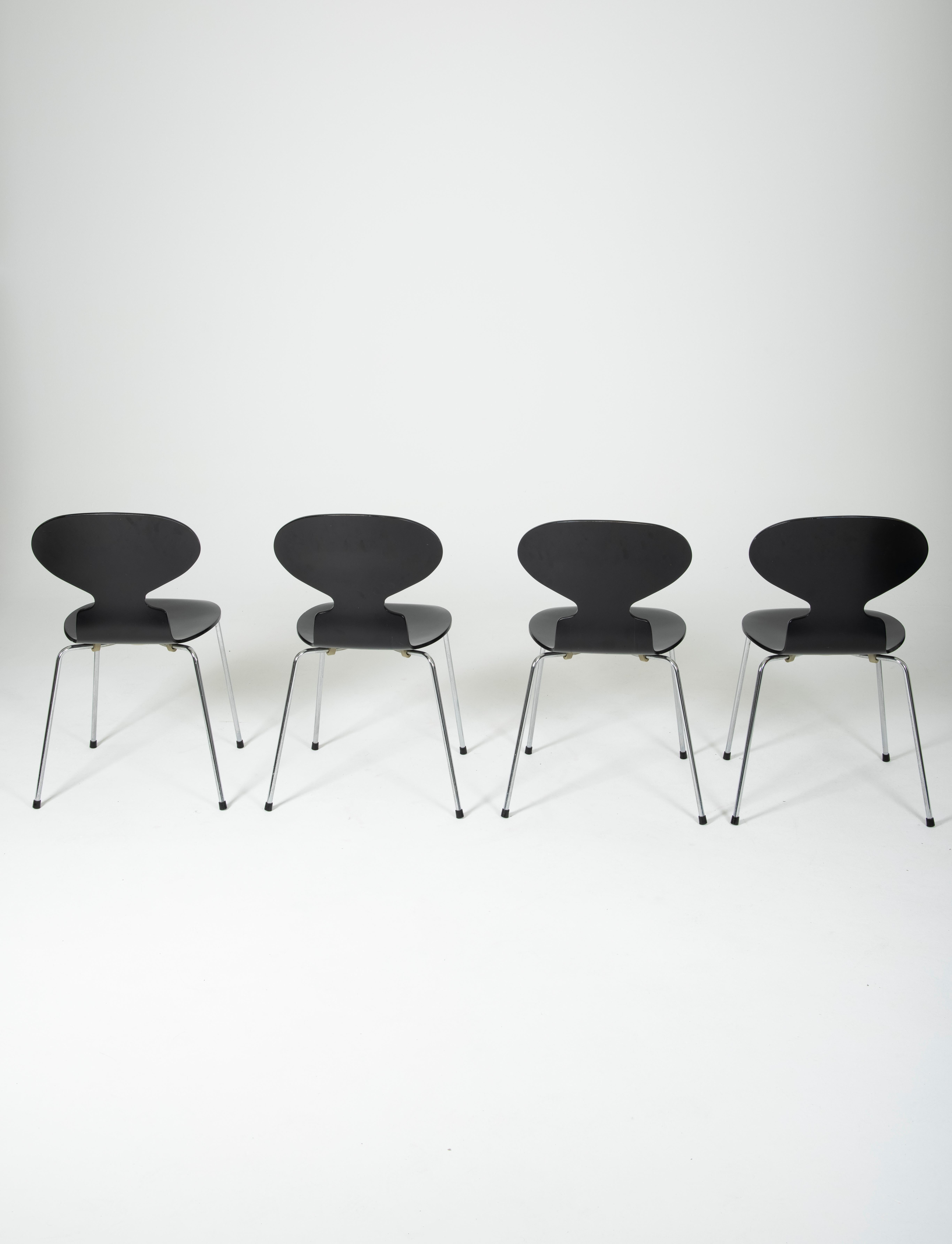  Ant Chairs Model 3101 by Arne Jacobsen for Fritz Hansen, 1986 In Good Condition In PARIS, FR