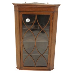 Ant. Georgian Walnut Hanging Corner Cabinet, Scotland 1790, H769