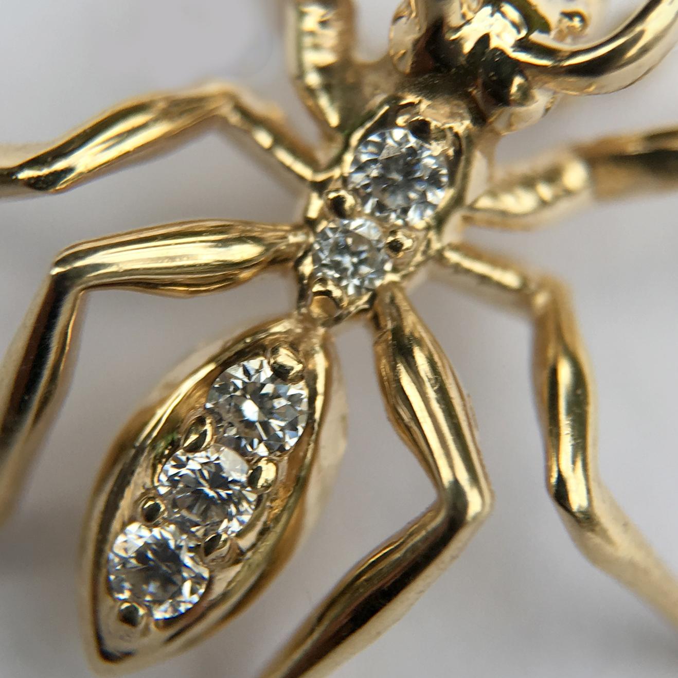 Brilliant Cut Ant Tie Tack Yellow Gold Diamonds For Sale