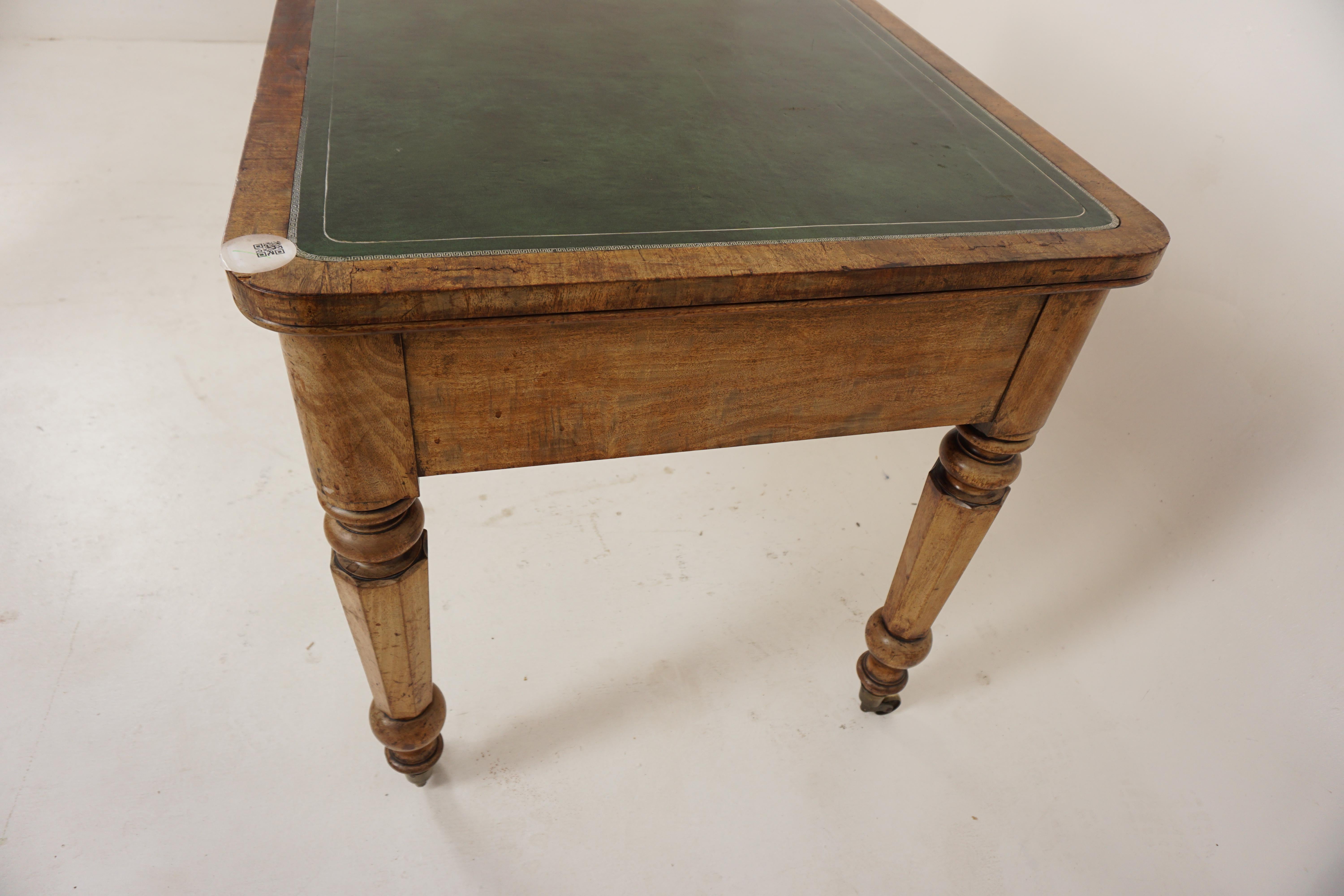 Ant. Vict. Walnut Free Standing Writing Table, Writing Desk, Scotland 1840, H672 4