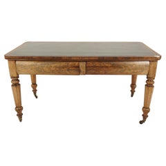 Ant. Vict. Walnut Free Standing Writing Table, Writing Desk, Scotland 1840, H672
