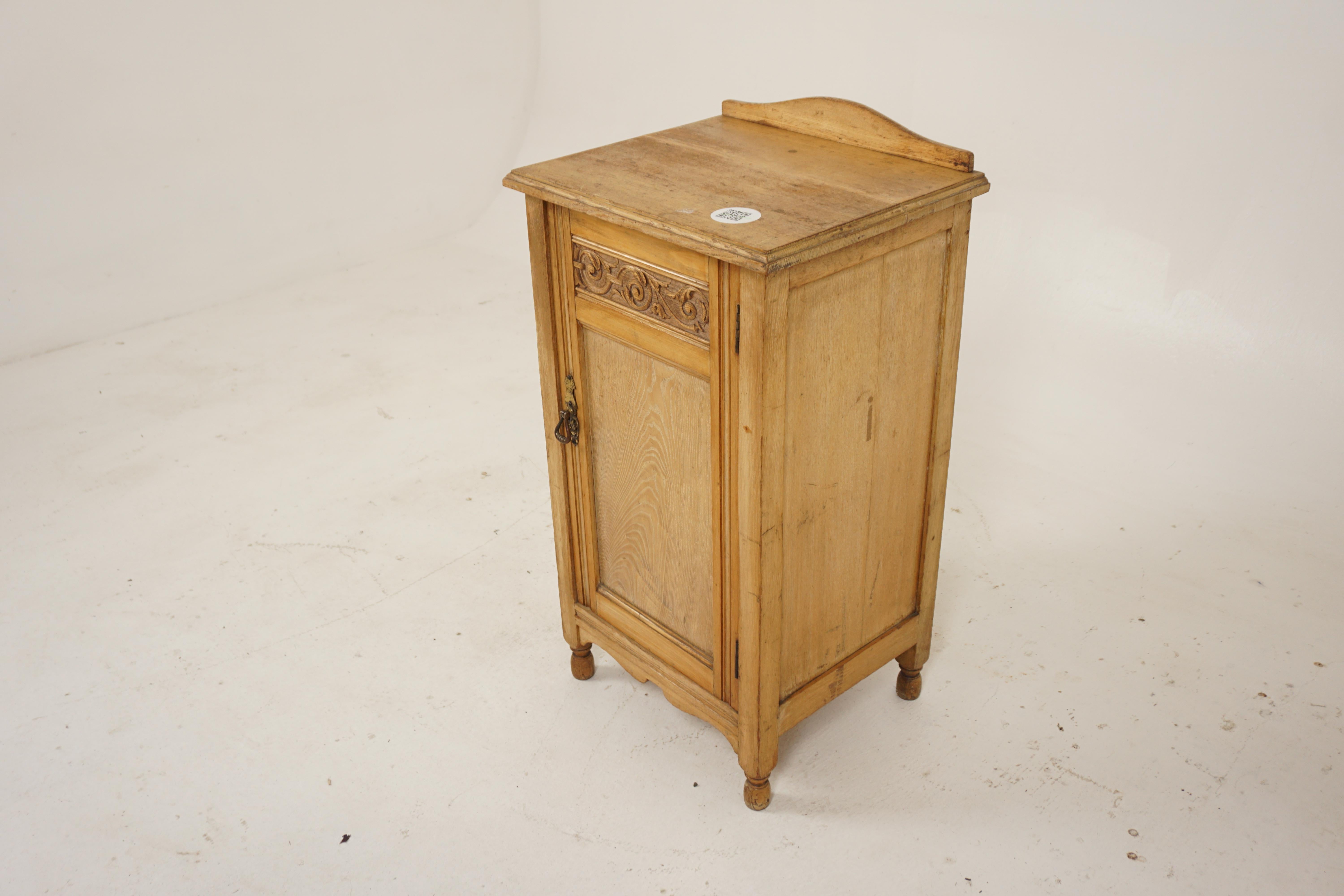 Ant. Victorian Ash Nightstand, Bedside Lamp Table, Scotland 1880, H725

Scotland 1880
Solid Ash
Original Finish
Pediment on back
Rectangular top
Single panelled door with carving
Opens to reveal single fixed shelf
Original hardware on the door
Some