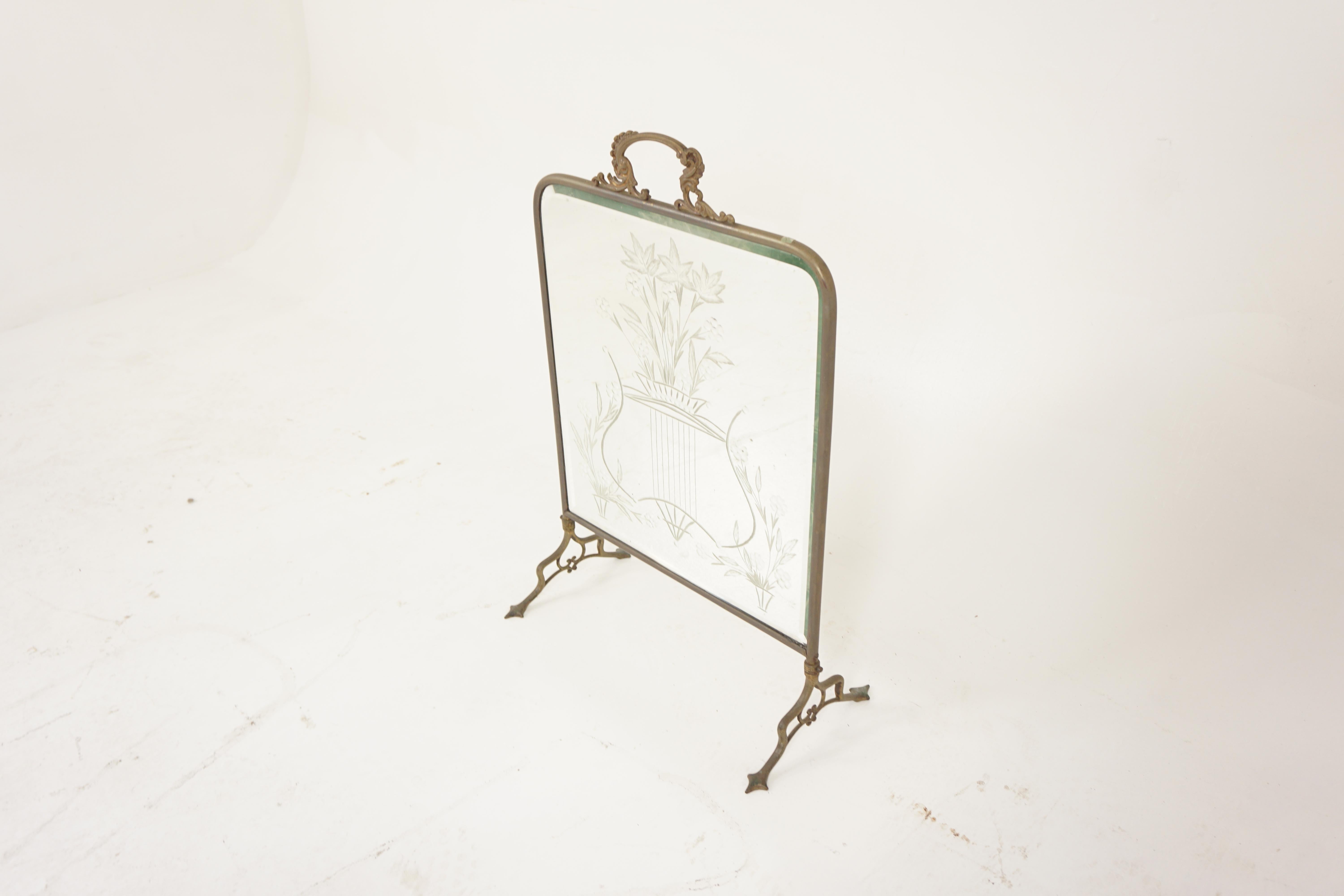  Ant. Victorian Mirrored and Brass Fire Screen, Scotland 1890, H947 In Good Condition For Sale In Vancouver, BC
