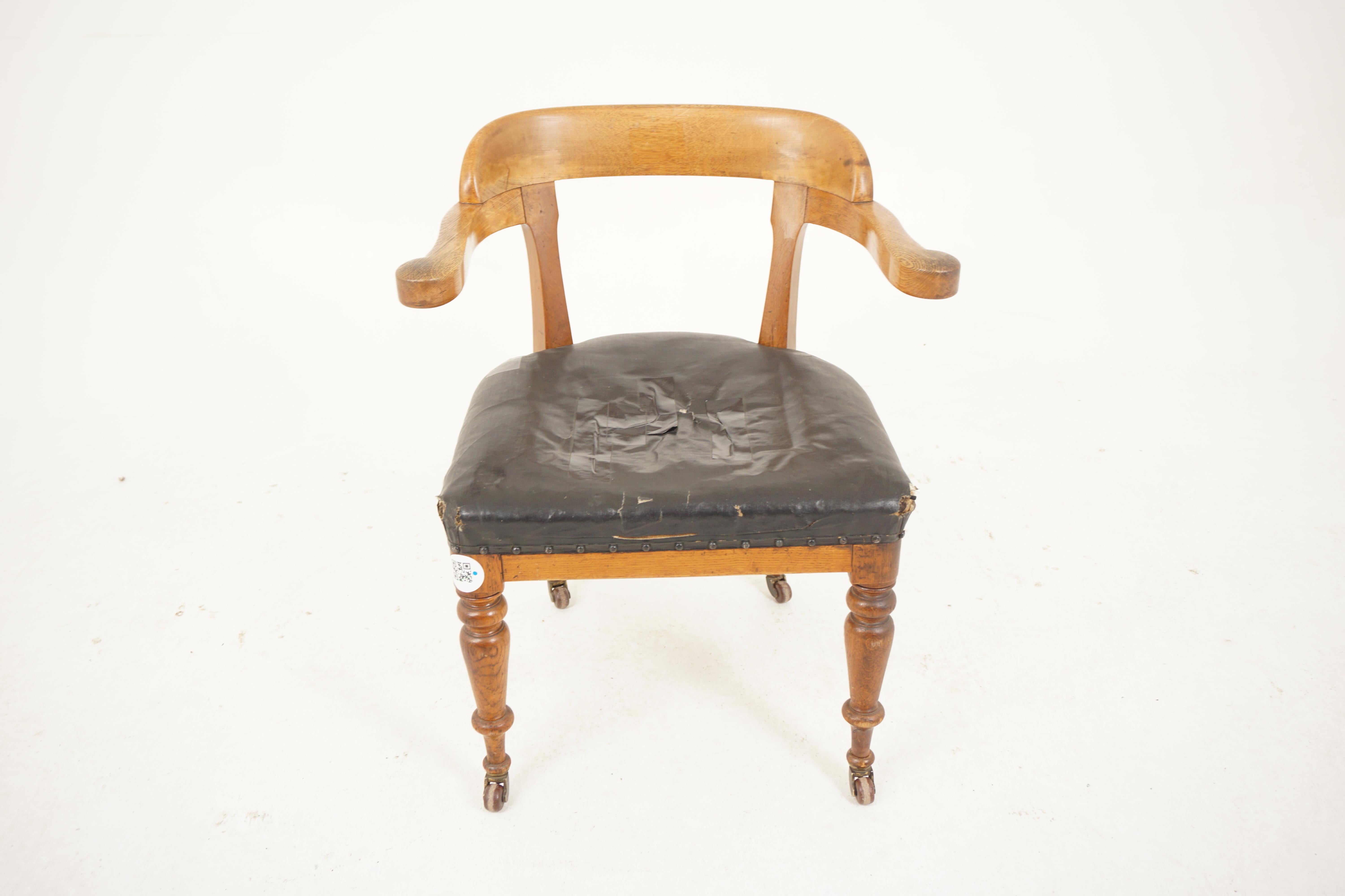 Ant. Victorian oak desk chair, arm chair, Scotland 1880, H087

Scotland 1880
Solid Oak
Original Finish
Rounded Back
Thick open arms
Large upholstered seat
All standing on a pair of turned legs to the front
Two thick rectangular legs to the back
With