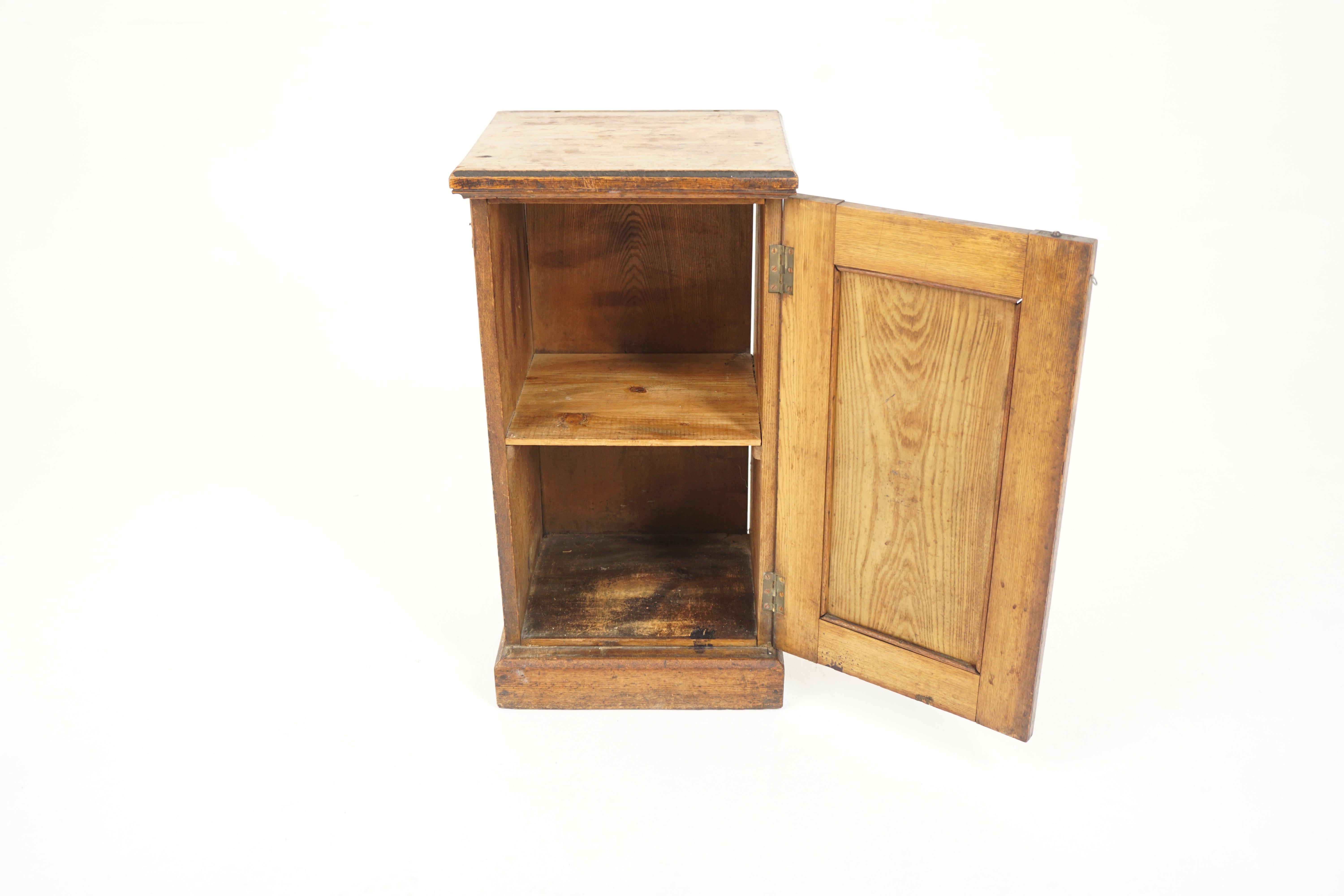 19th Century Ant. Victorian Pitch Pine Nightstand, Bedside, Lamp Table, Scotland 1880, H090 For Sale