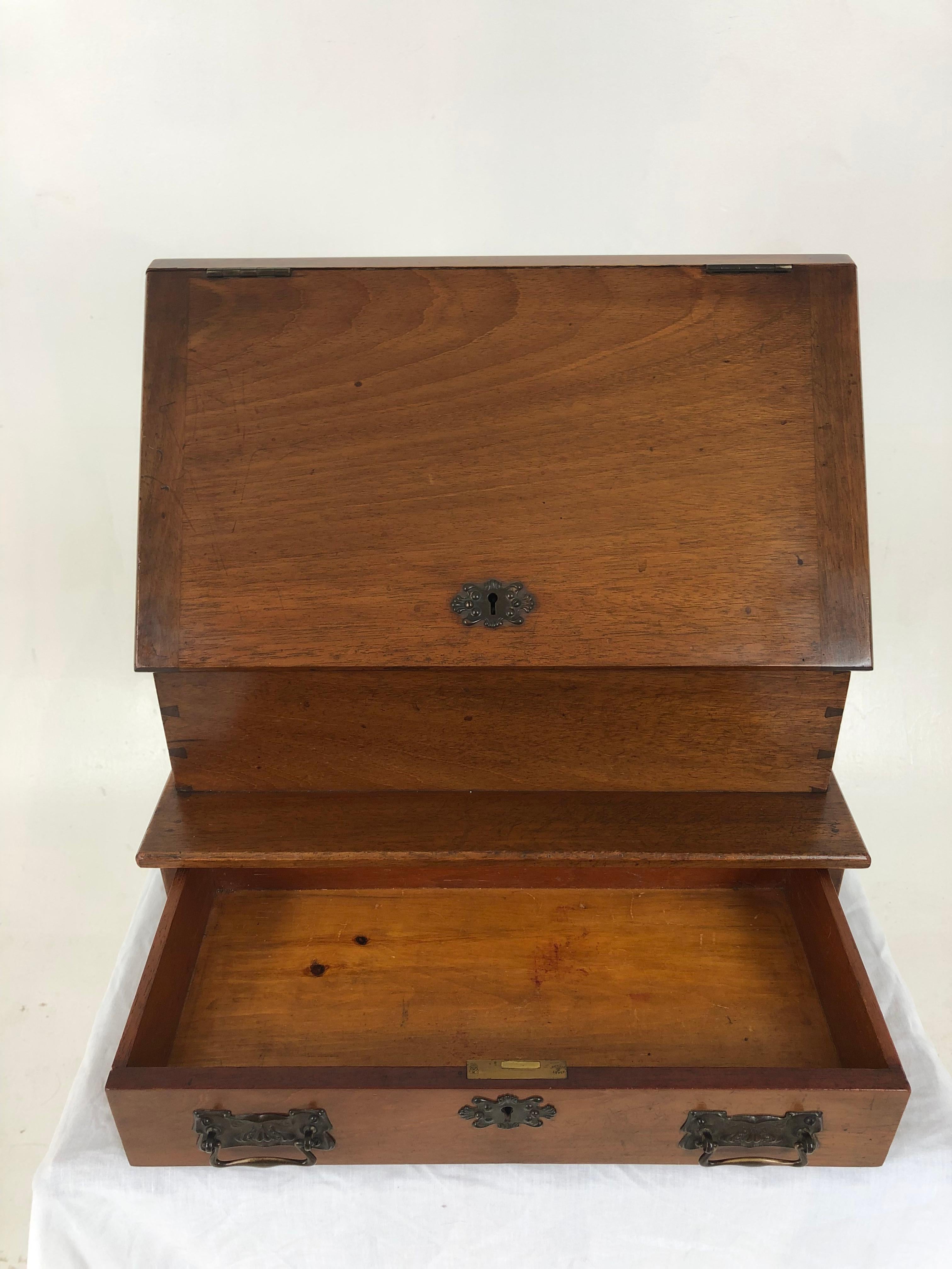 Ant. Victorian Walnut Stationary Box with Letter Racks, Scotland 1905, H831 For Sale 3