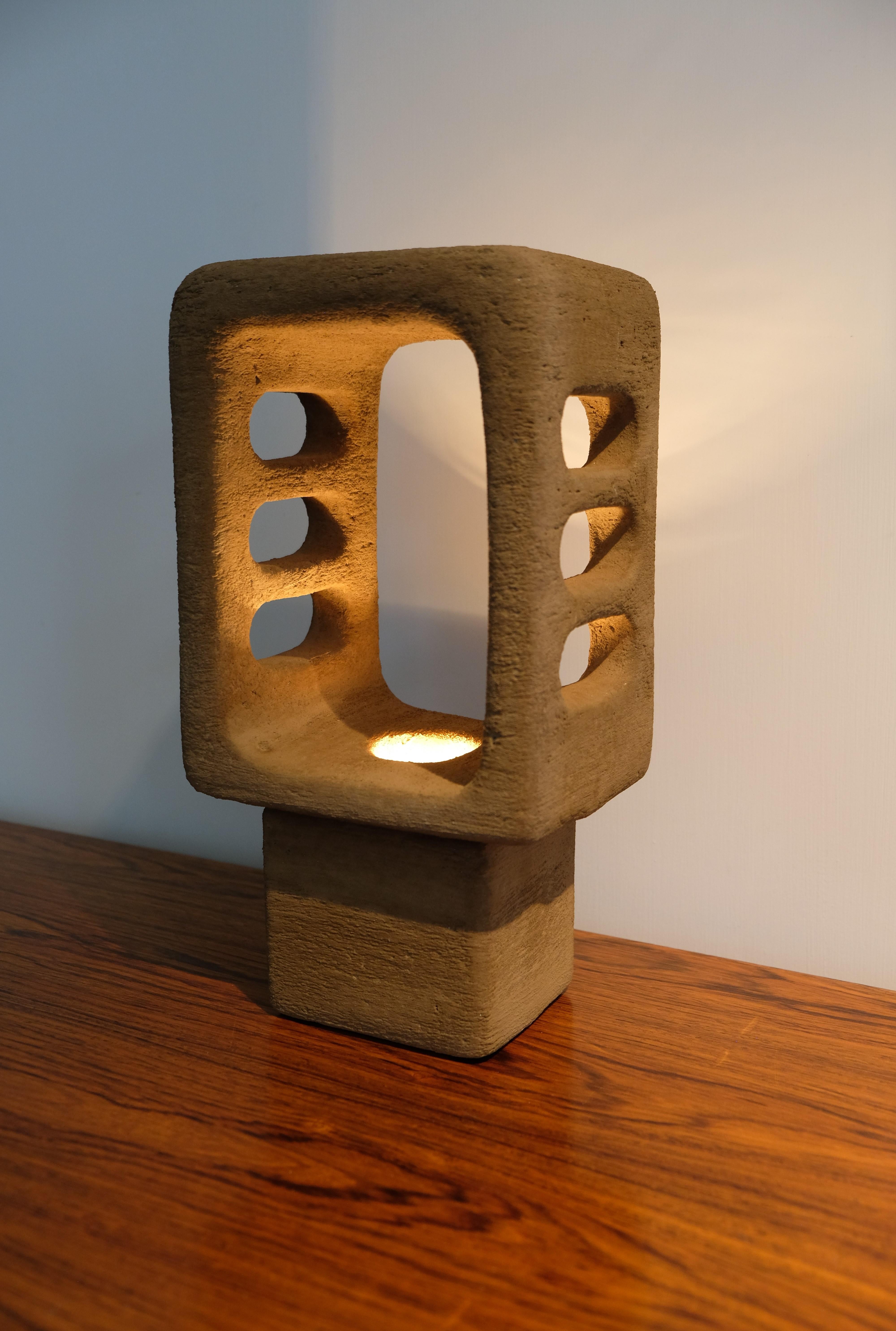 Escultura de luz Anta del Colectivo Frero en Nuevo estado para la venta en Geneve, CH