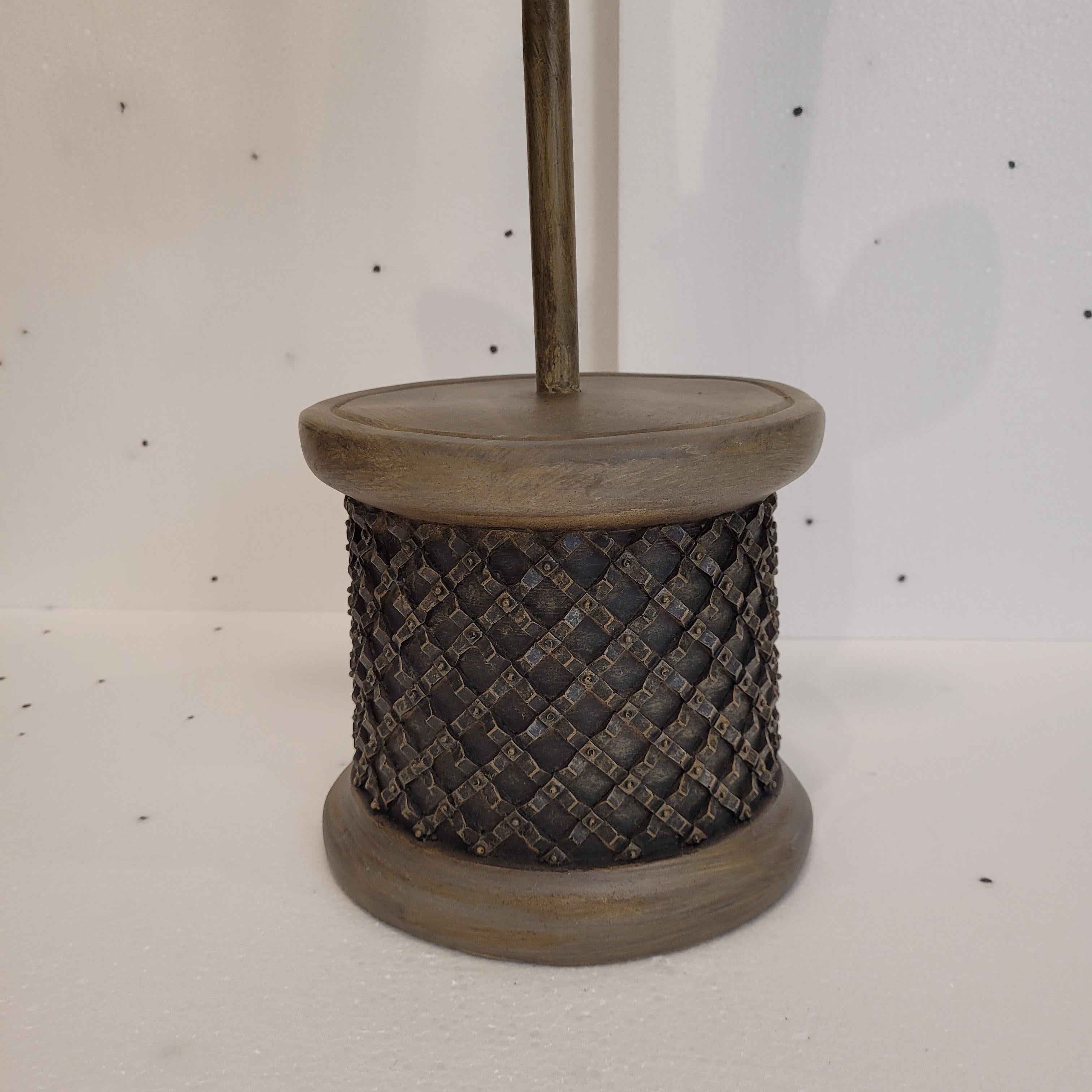 Escultura de perlas cabeza de antílope, gris, 124. Poliresina, Hecho a mano en venta 7
