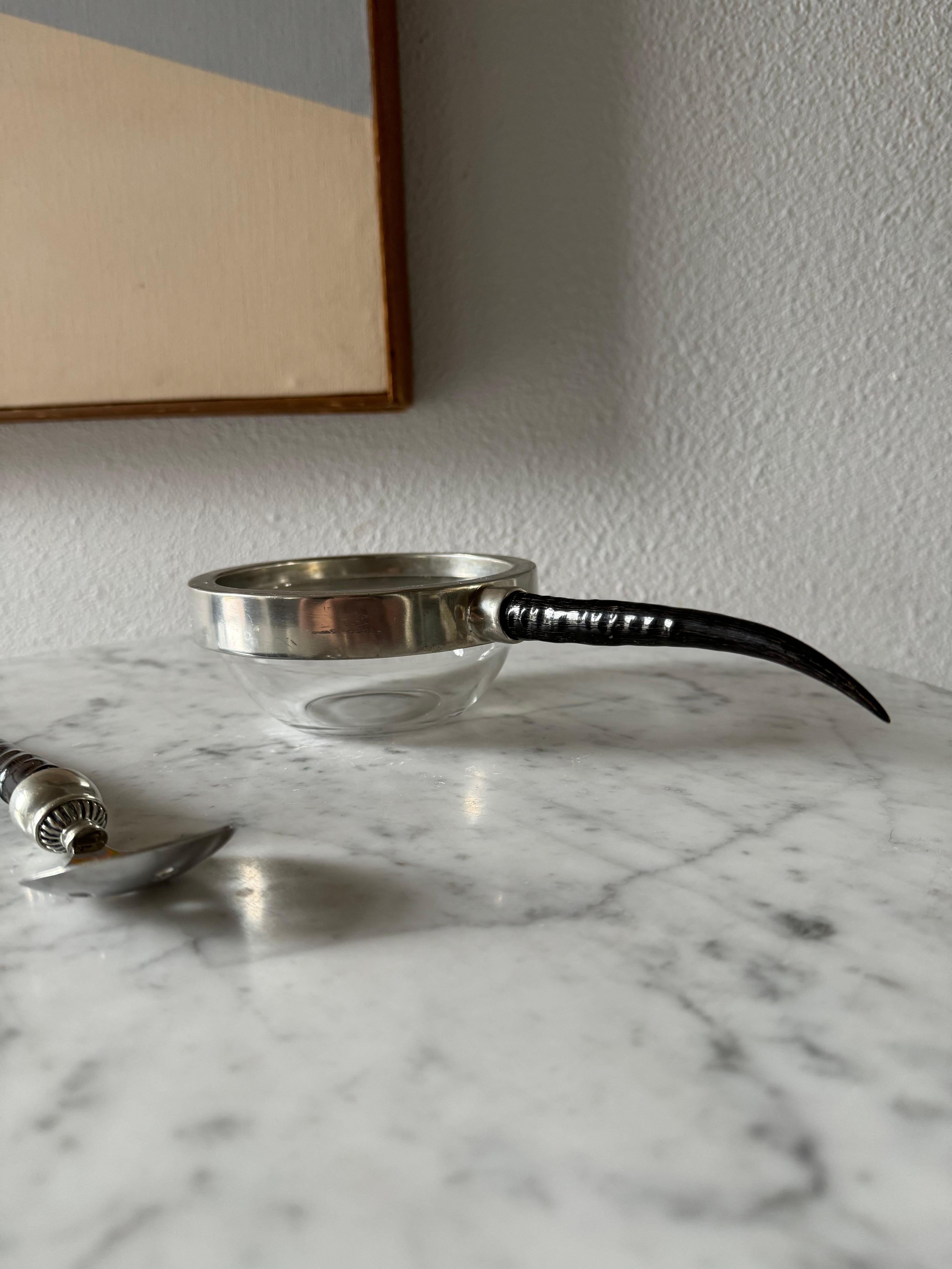 Antelope Resin Horn & Pewter Olive Serving Dish And Spoon, France 1990’s In Good Condition For Sale In Costa Mesa, CA