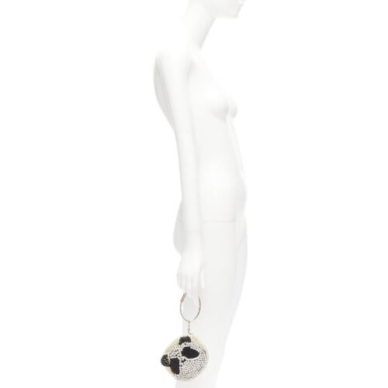 ANTEPRIMA Wire Bag cream woven PVC black crystal Panda wristlet clutch
Reference: ANWU/A01062
Brand: Anteprima
Collection: Wire Bag
Material: Plastic
Color: Black, Cream
Pattern: Solid
Closure: Zip
Extra Details: Black felt fabric as panda eyes and