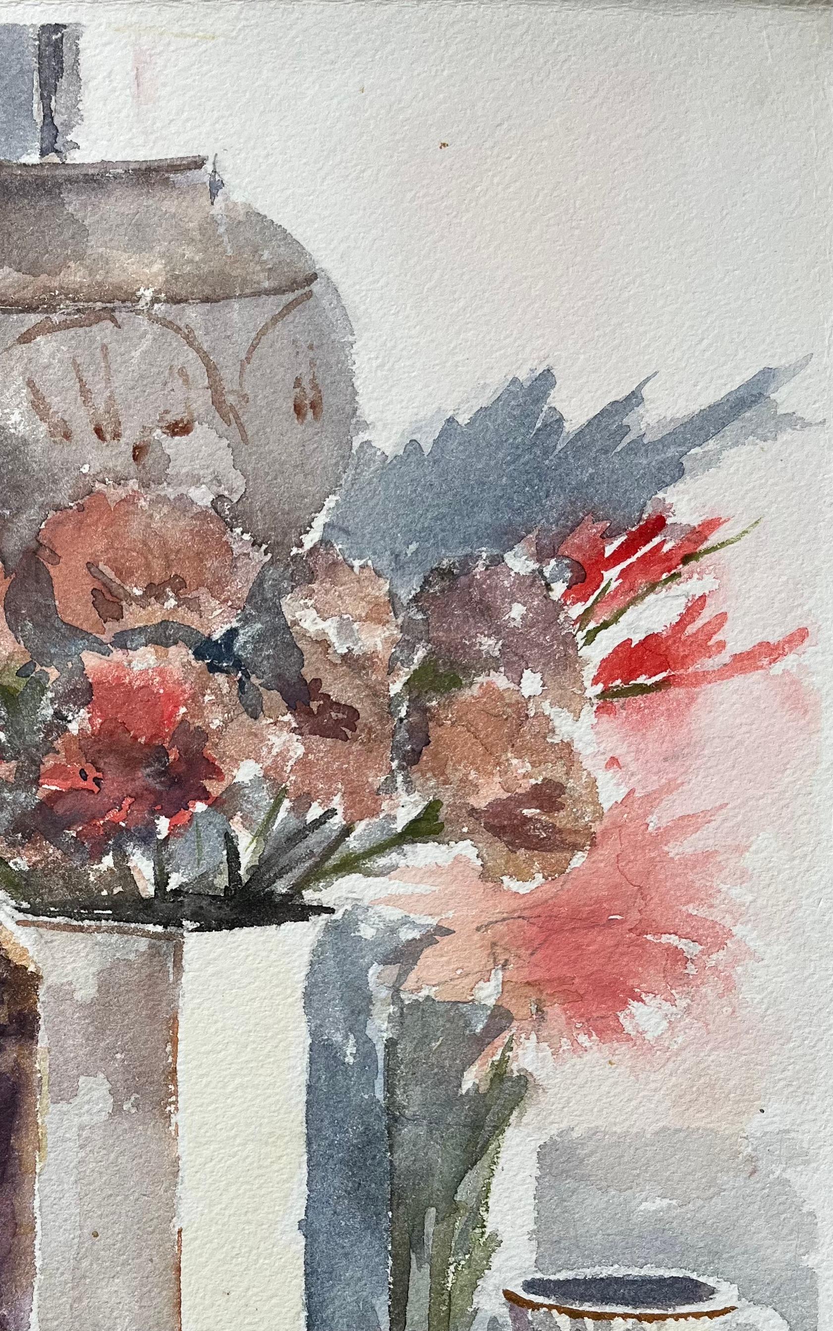 Titel: Britisch-impressionistisches Stillleben mit Vase, Blumen und Kaffeetasse
Von Anthony Avery (Brite 1946-2023)
Original-Aquarell auf Künstlerpapier, ungerahmt
Unterschrieben: Ja
Abmessungen: 15,25 x 11,25 Zoll (Höhe x Breite)
Zustand: Gut, mit